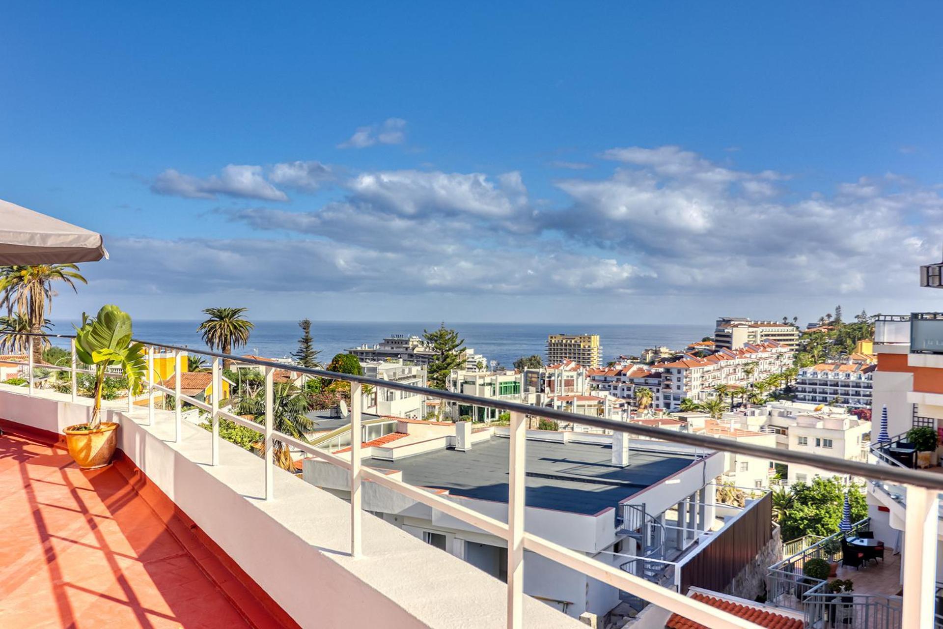 Spacious Penthouse With King-size Bed, Huge Terrace, Ocean & Teide View Appartement Puerto de la Cruz (Tenerife)