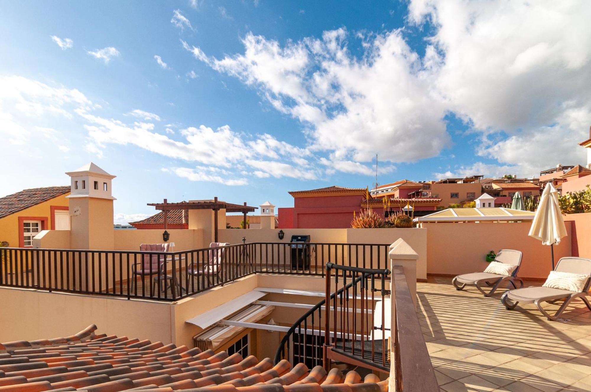 Beautiful 2 Bedroom Penthouse Terrazas Del Duque Apartamento
