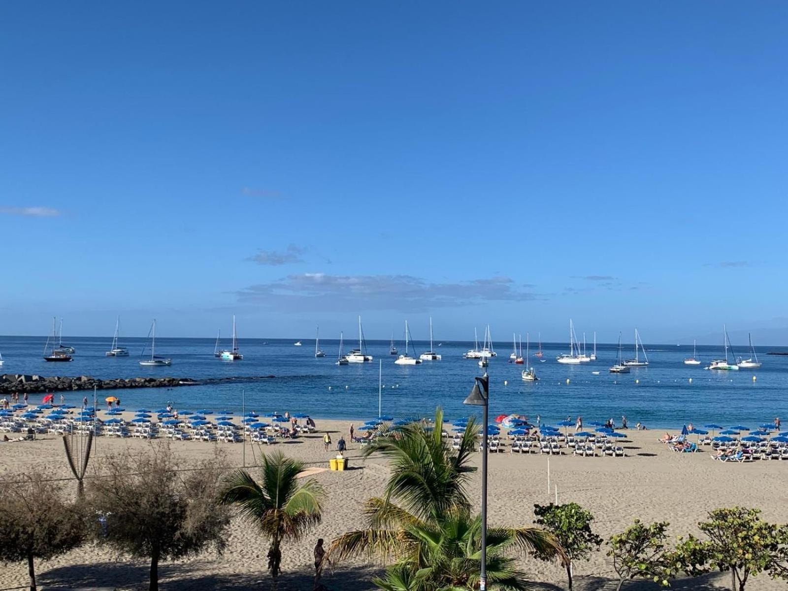 Apartment Central & Modern In Playa Las Vistas *