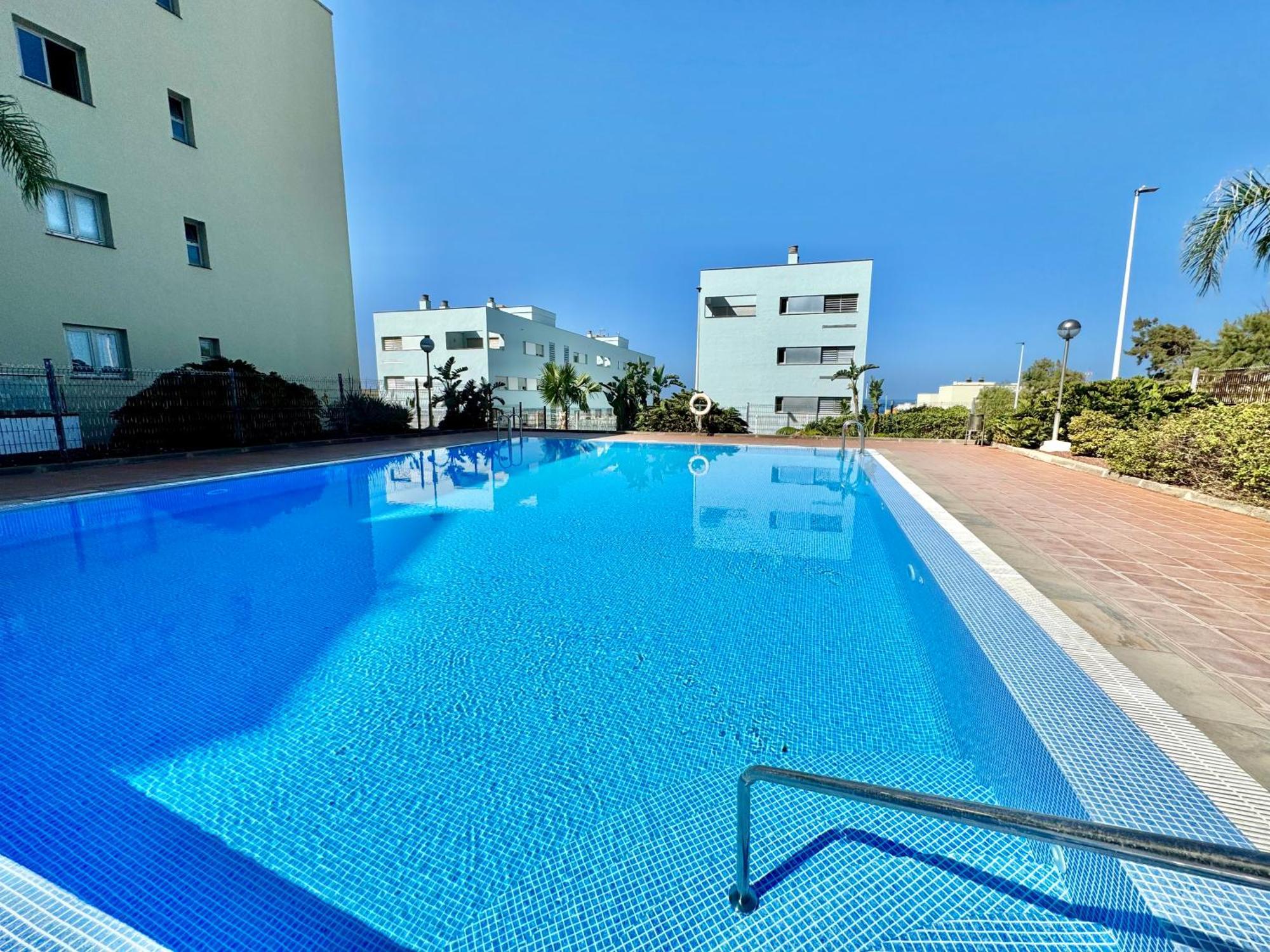 Apartamento Mountain, Pool & Sea *