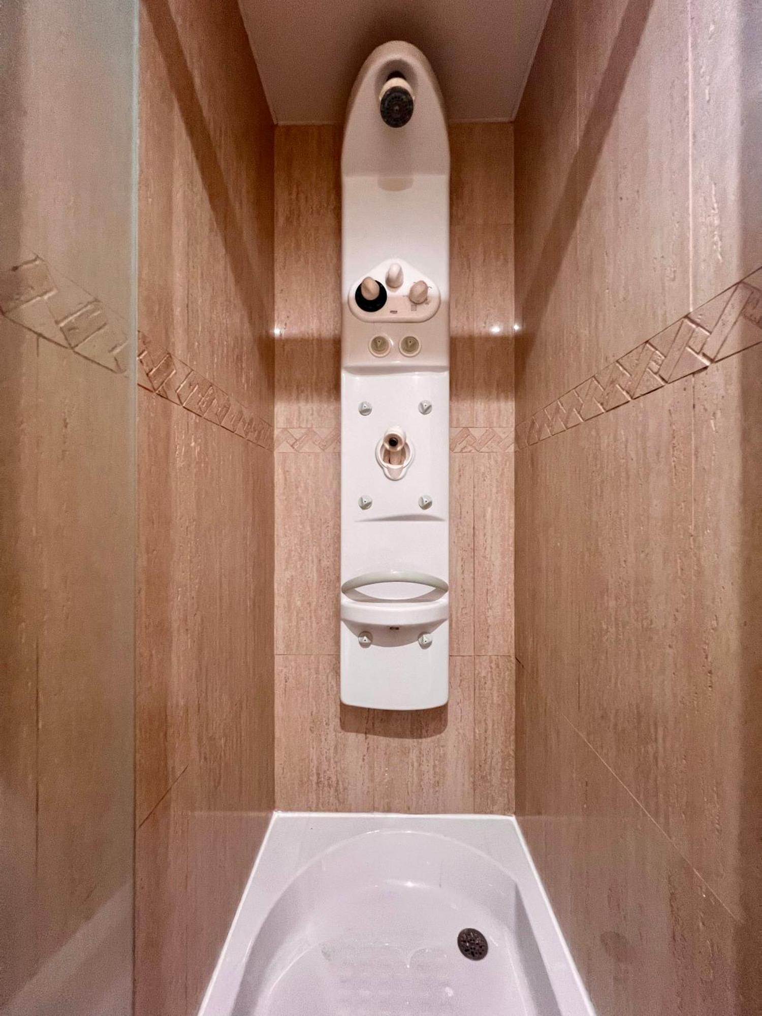 29 Floor. Appartement *