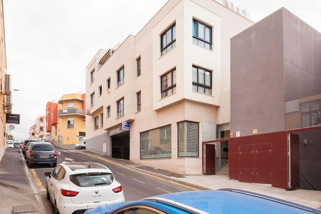 Lovely Spacious In Tenerife Apartment San Isidro (Tenerife)