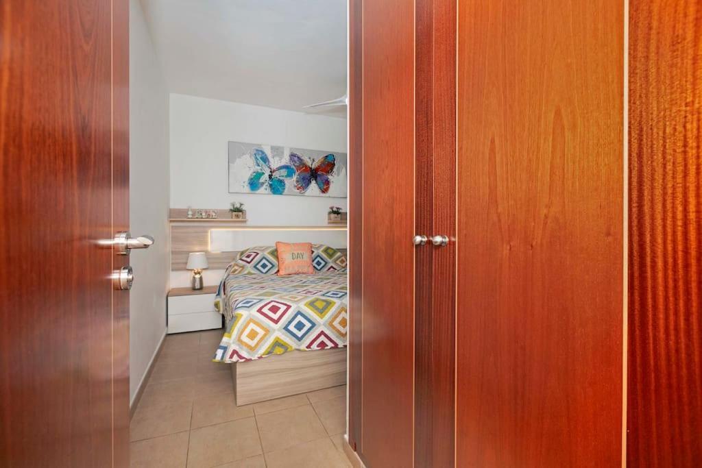 Apartment Lovely Spacious In Tenerife San Isidro (Tenerife)