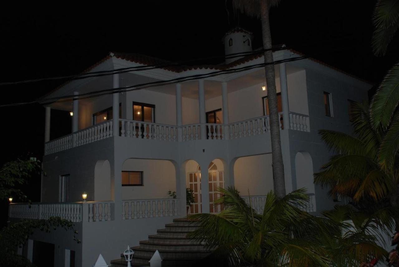 Colonial