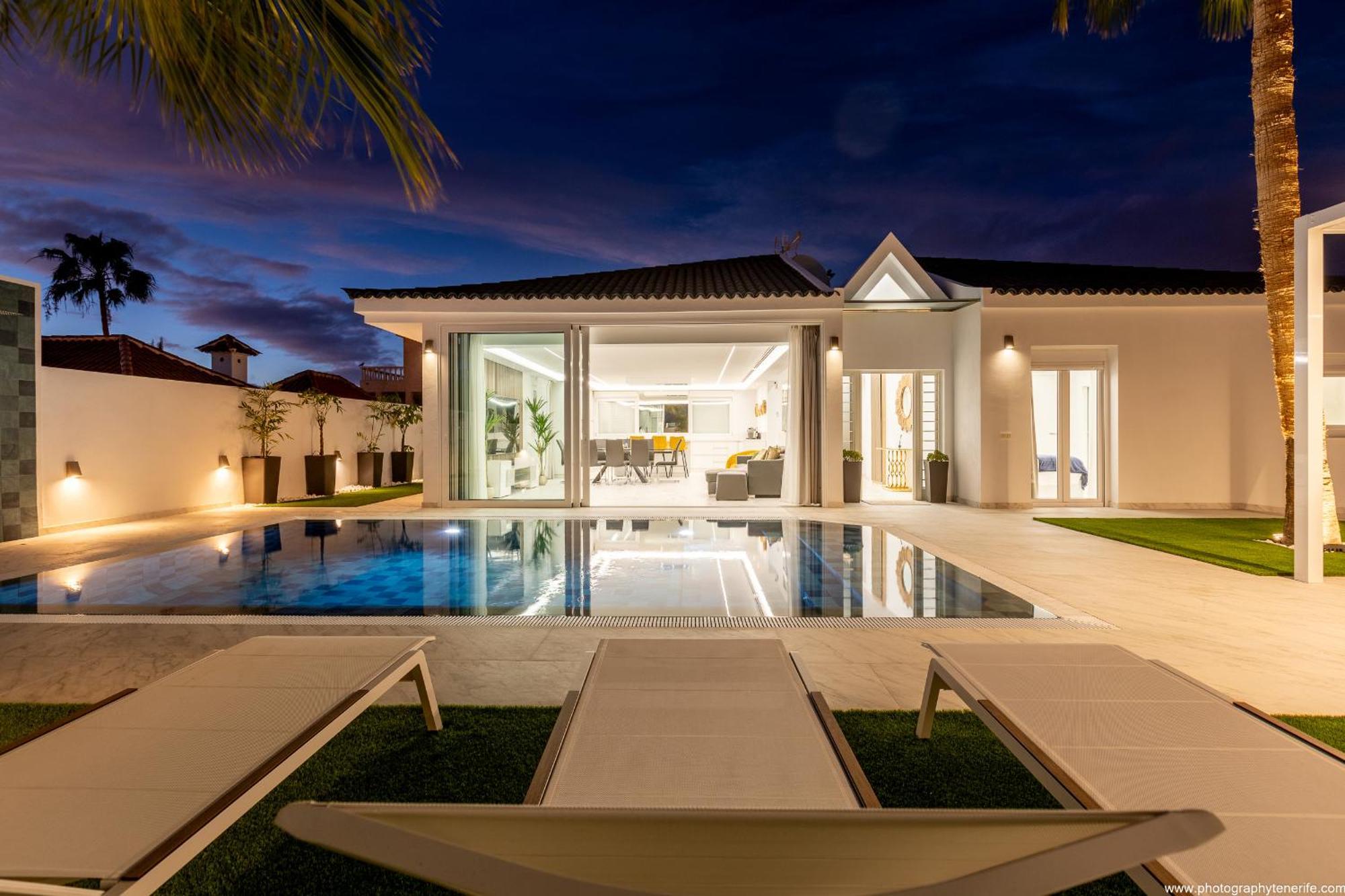 Nicole Wifi, Gym, Heated Pool *