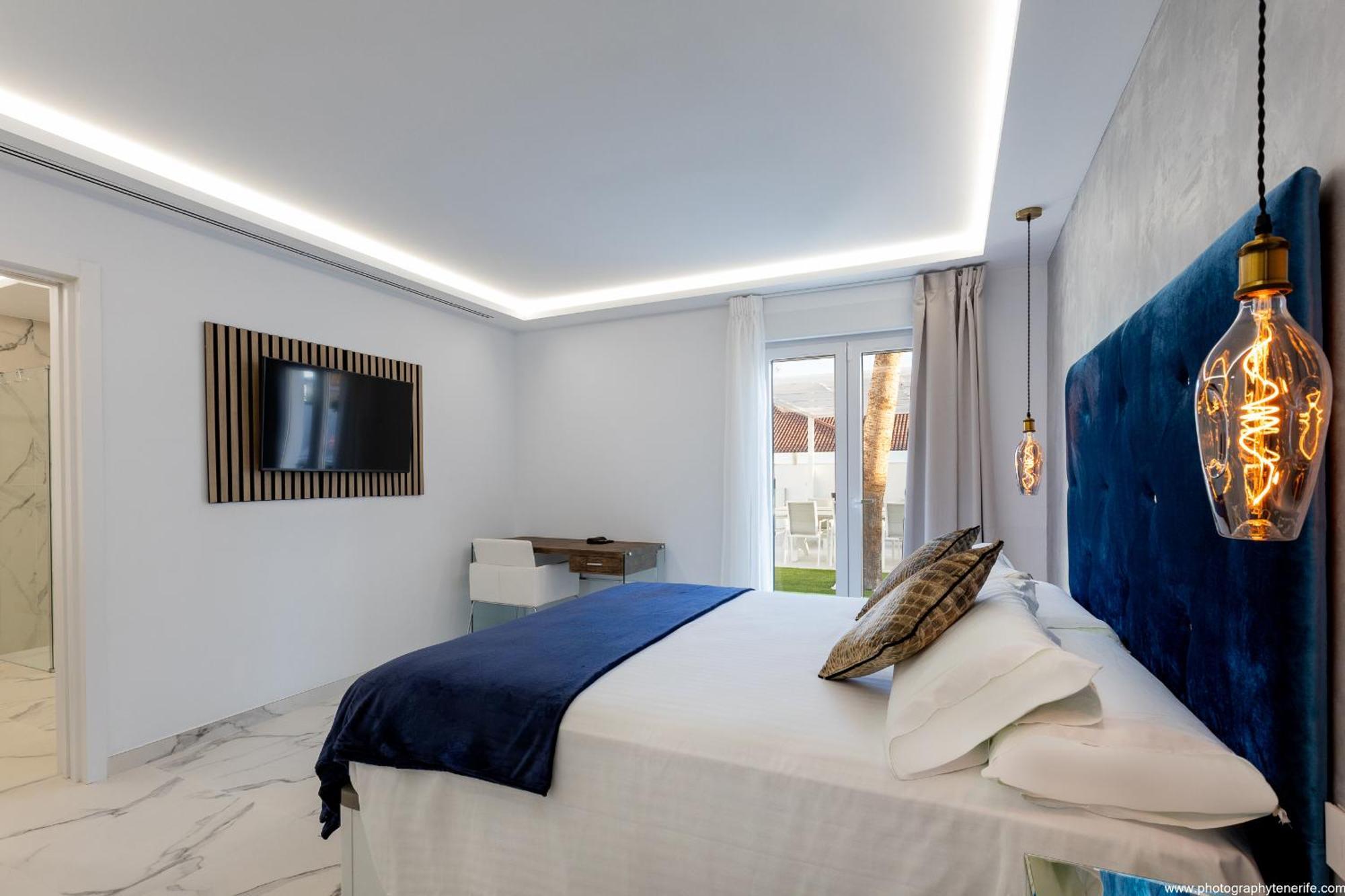 Nicole Wifi, Gym, Heated Pool Holiday home