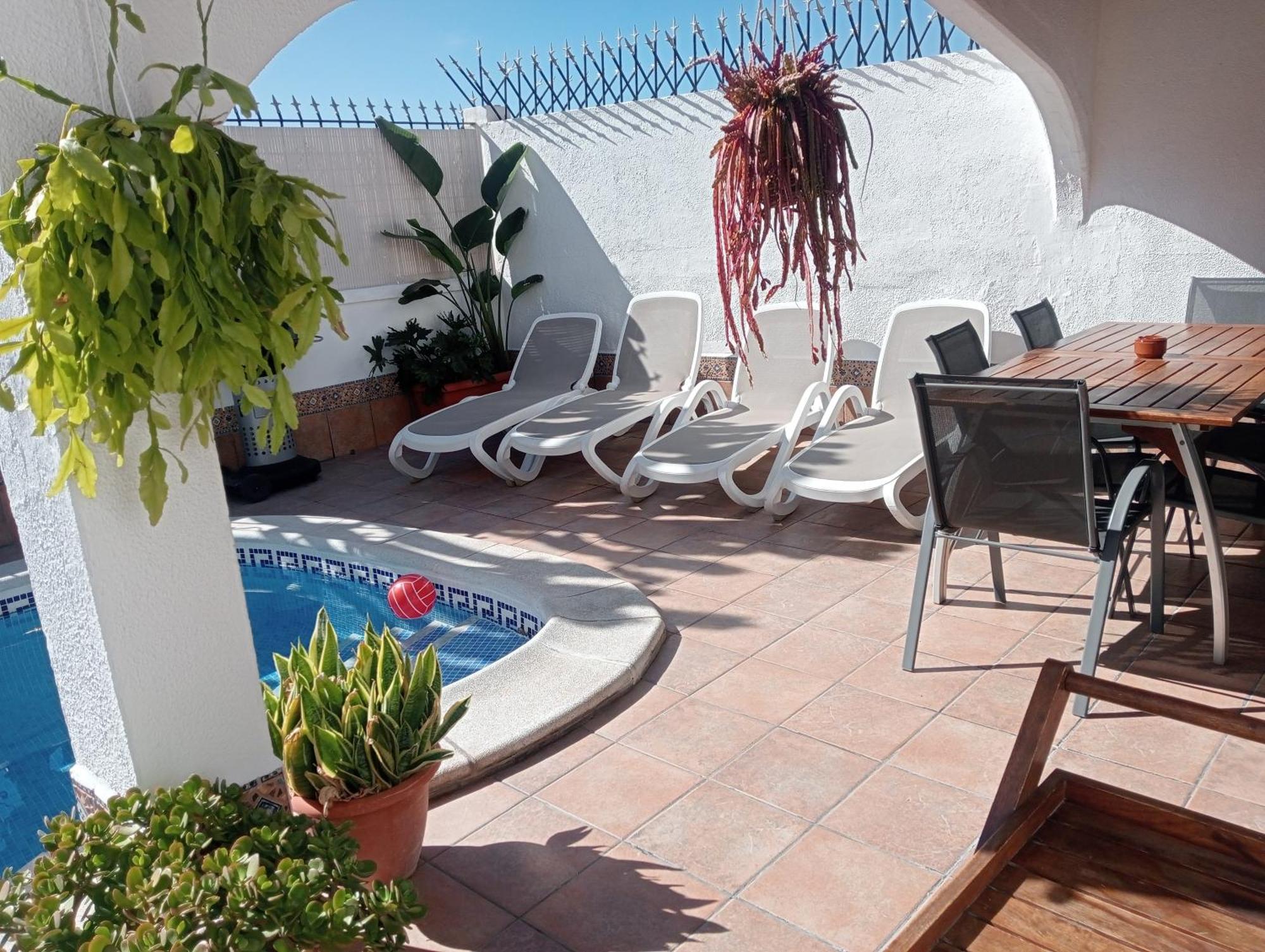 Beautiful With Heated Private Pool, Cristianos *