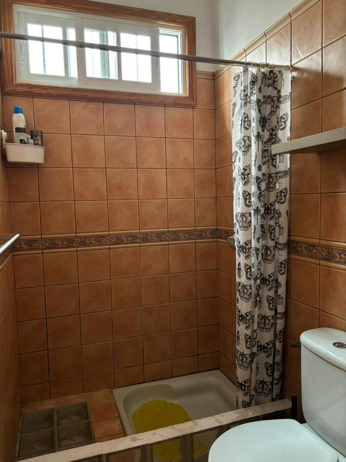 Hébergement de vacances Matrimonial En Un Bajo Bano Compartido Areas Compartidas Abades (Tenerife)
