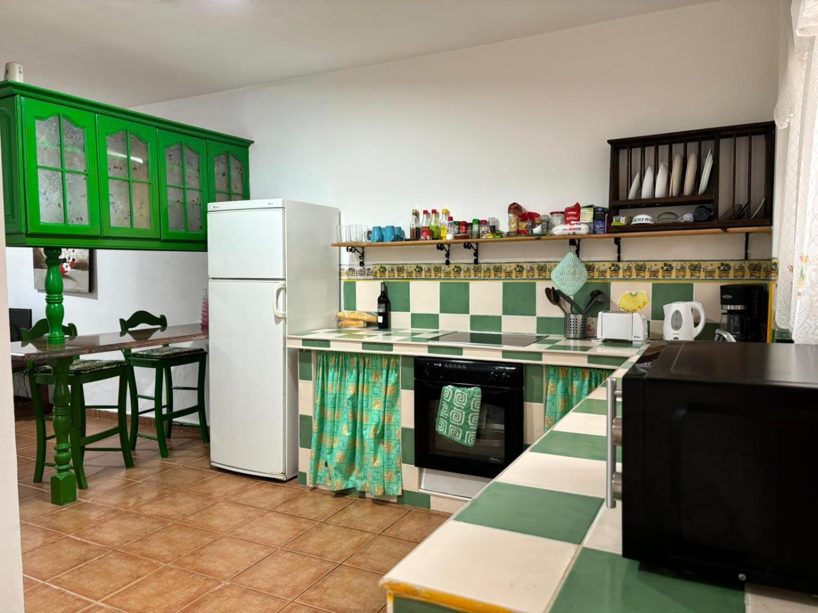 Hébergement de vacances Matrimonial En Un Bajo Bano Compartido Areas Compartidas *