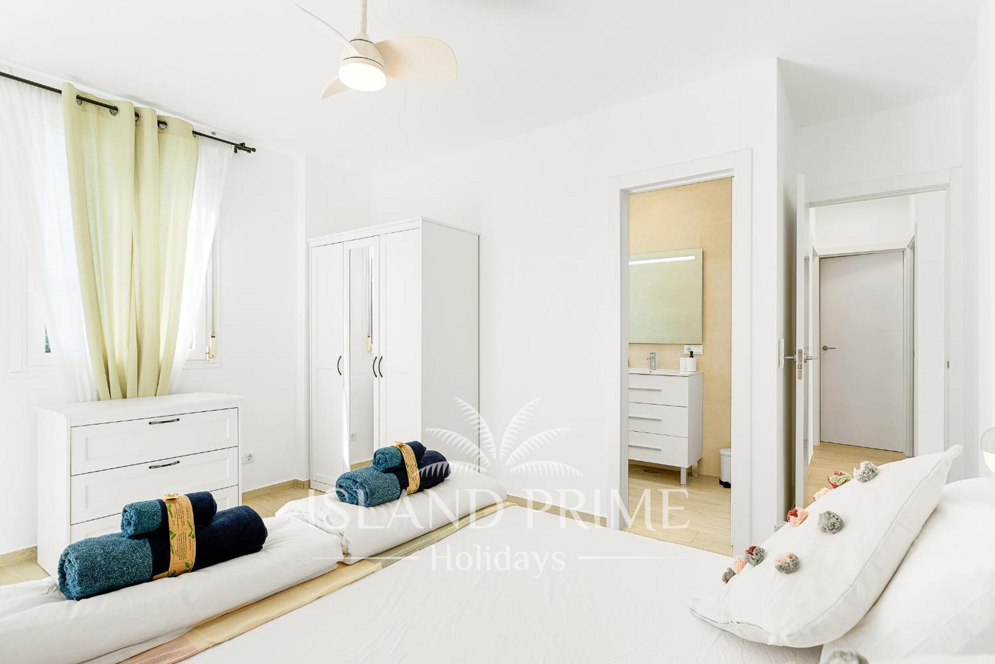 3x Bedroom House 100m From Ocean Ebv10 San Miguel de Abona