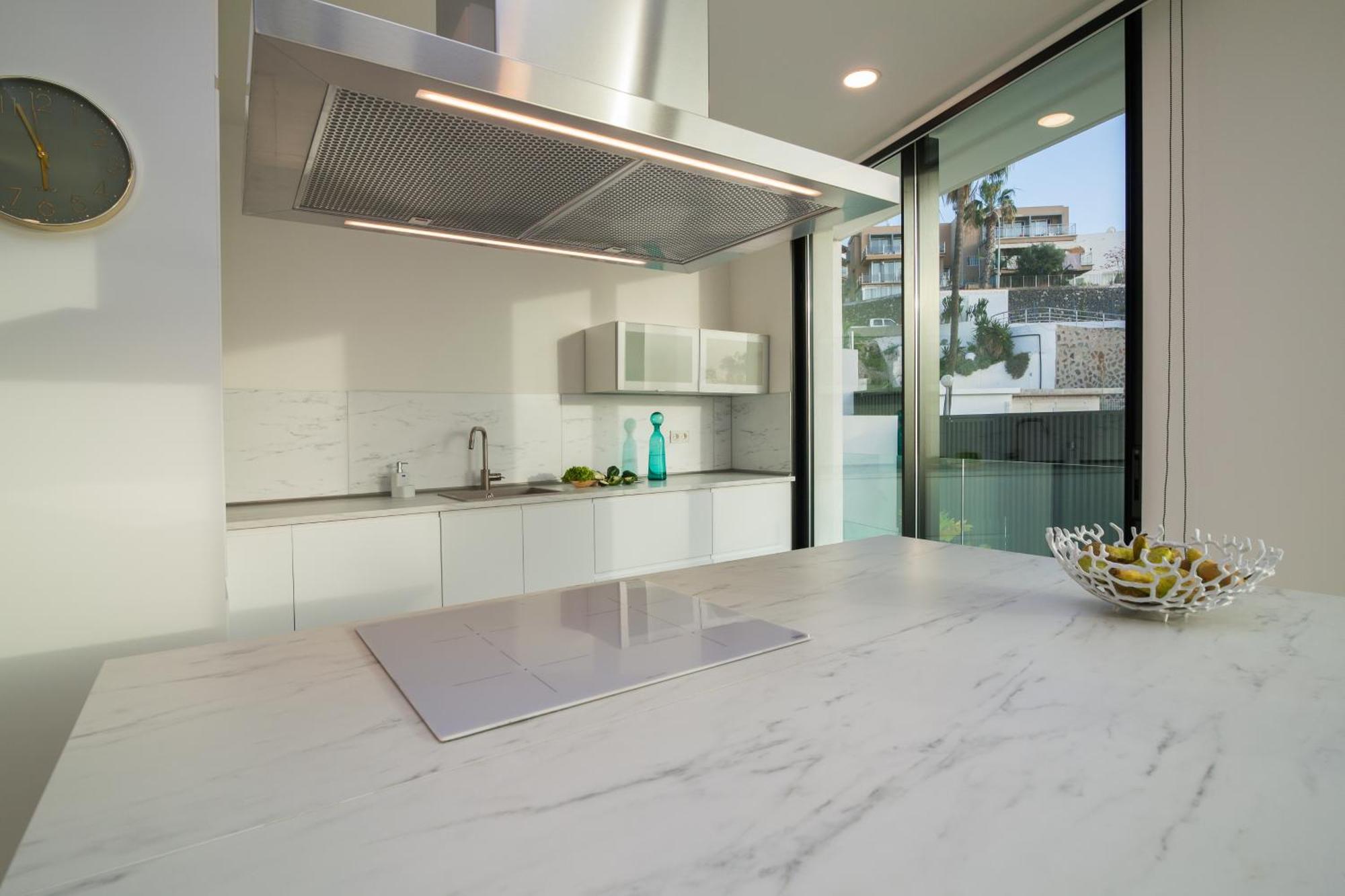 200m² New D With Private, Heated Pool And Amazing Ocean View.