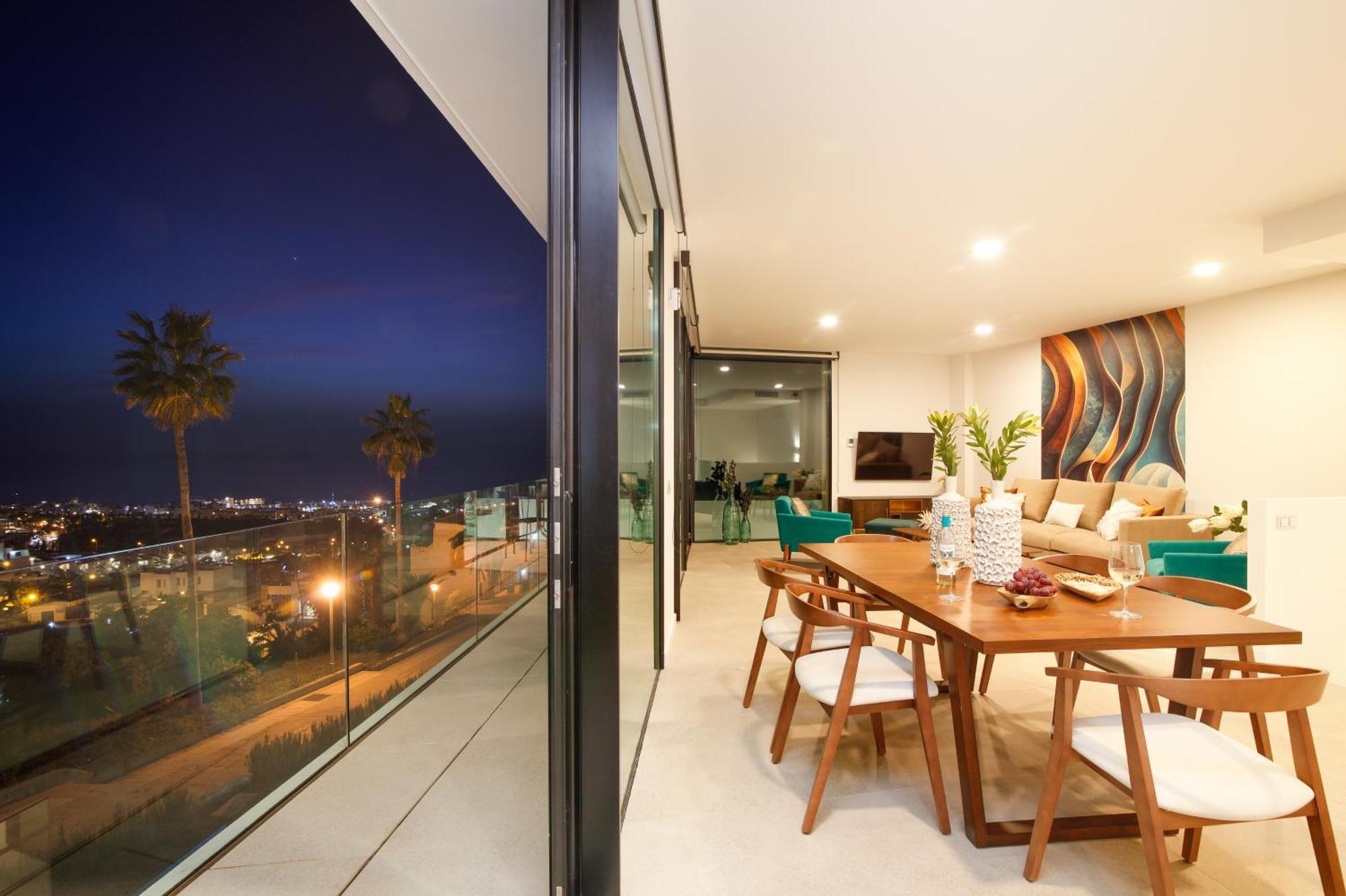 200m² New D With Private, Heated Pool And Amazing Ocean View. Villa *