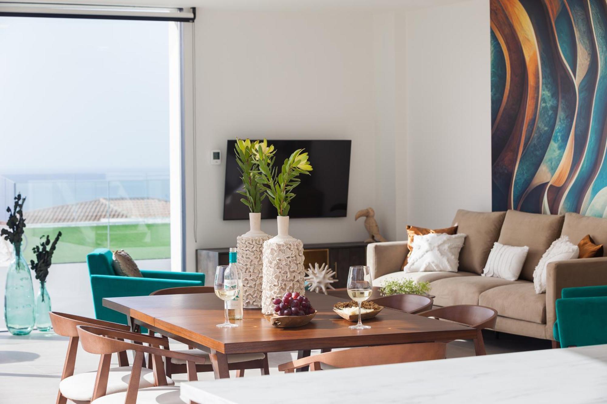 200m² New D With Private, Heated Pool And Amazing Ocean View. Villa