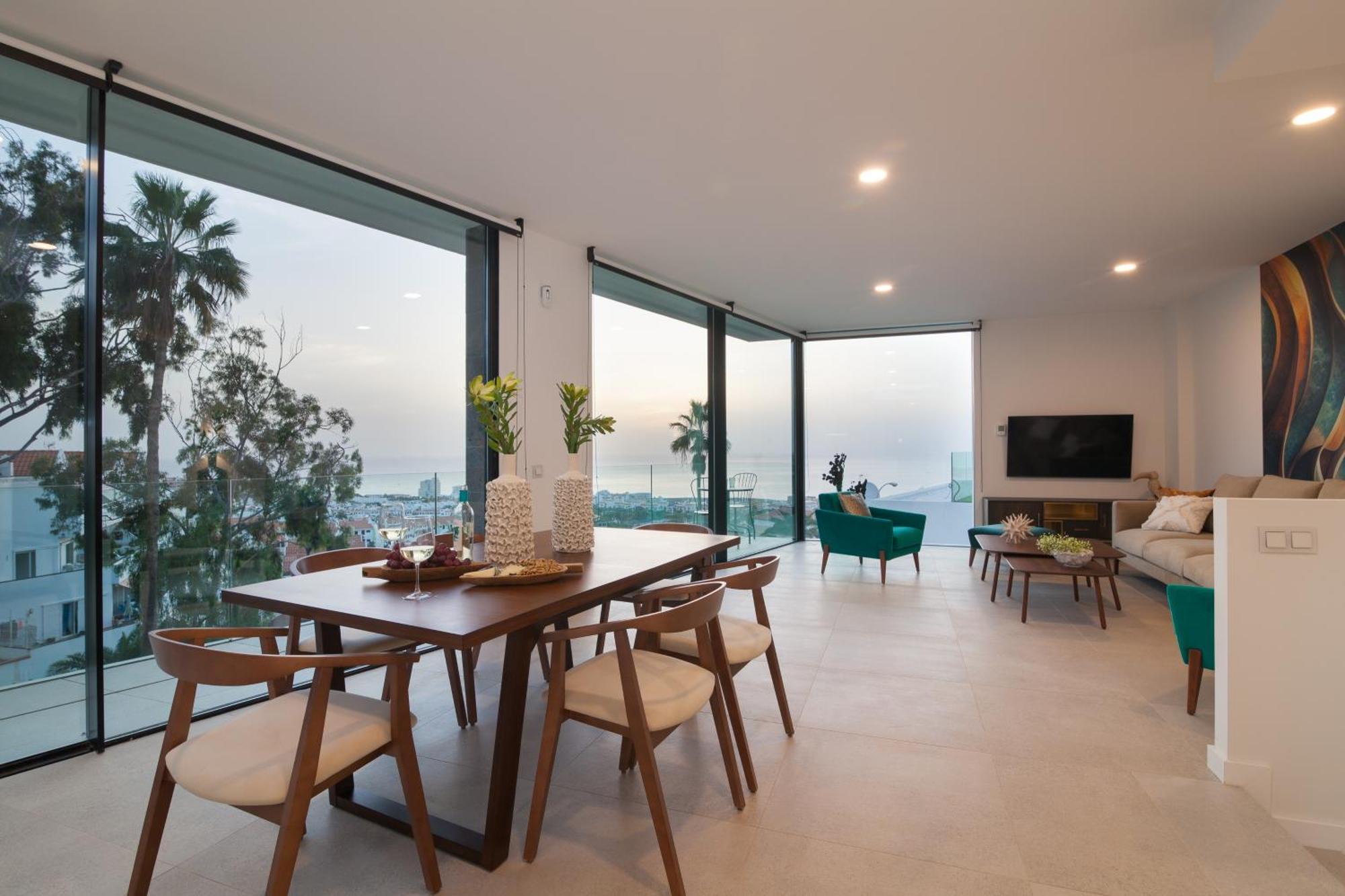 200m² New D With Private, Heated Pool And Amazing Ocean View. *
