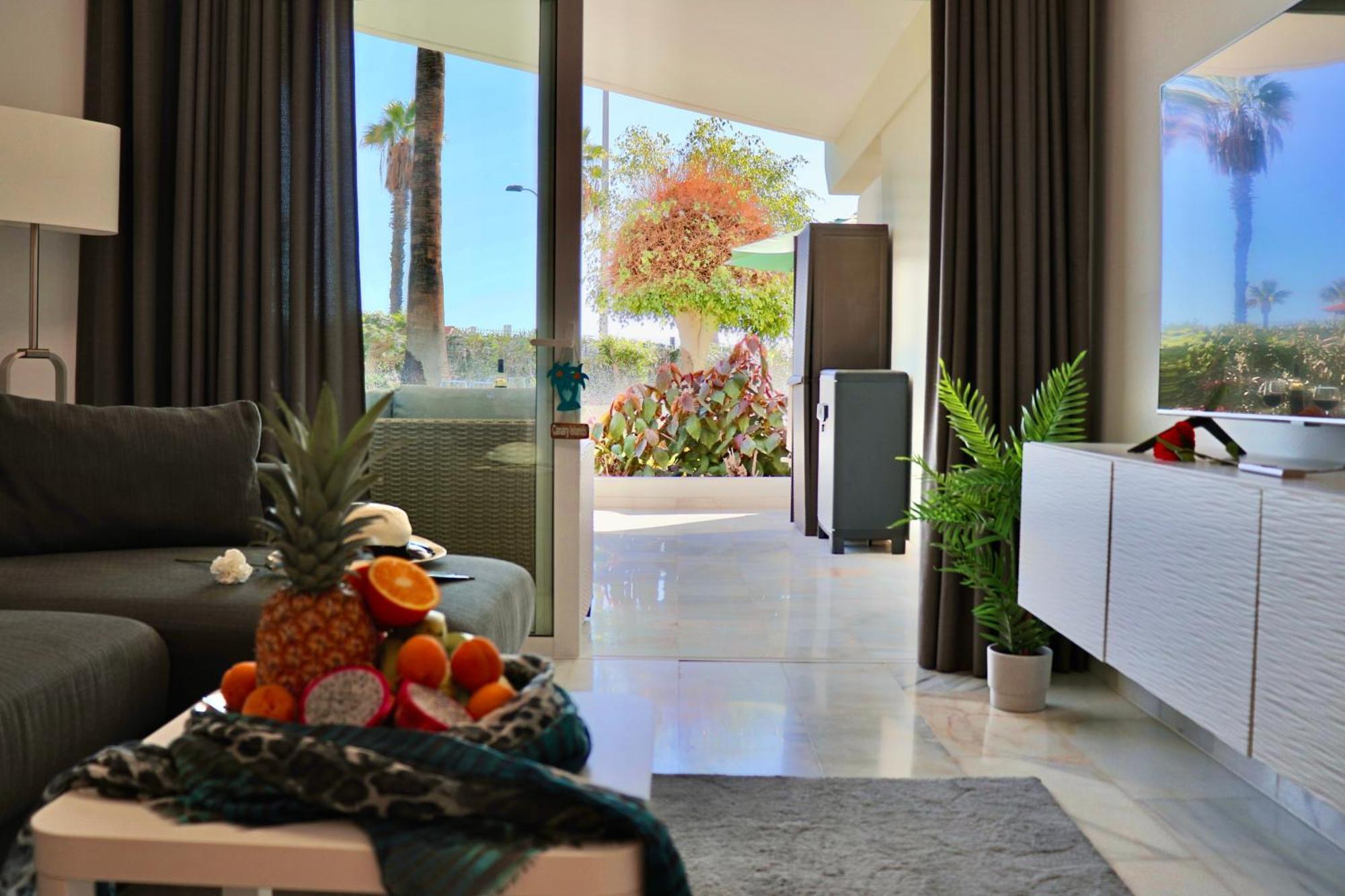 Duque Beachfront Elite * Costa Adeje (Tenerife)