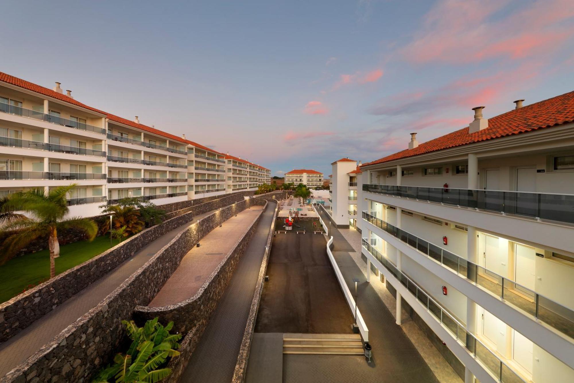 Marinell Collection Aparthotel