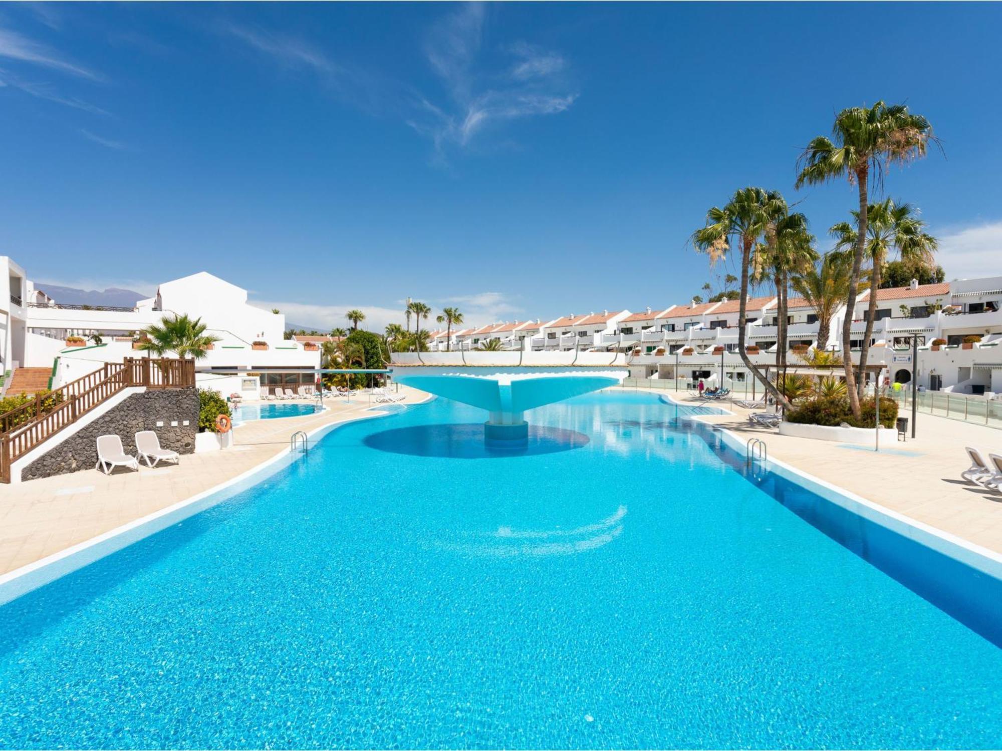 Live Don Jose Two Hundred And Five With Huge Pool And Teracce *