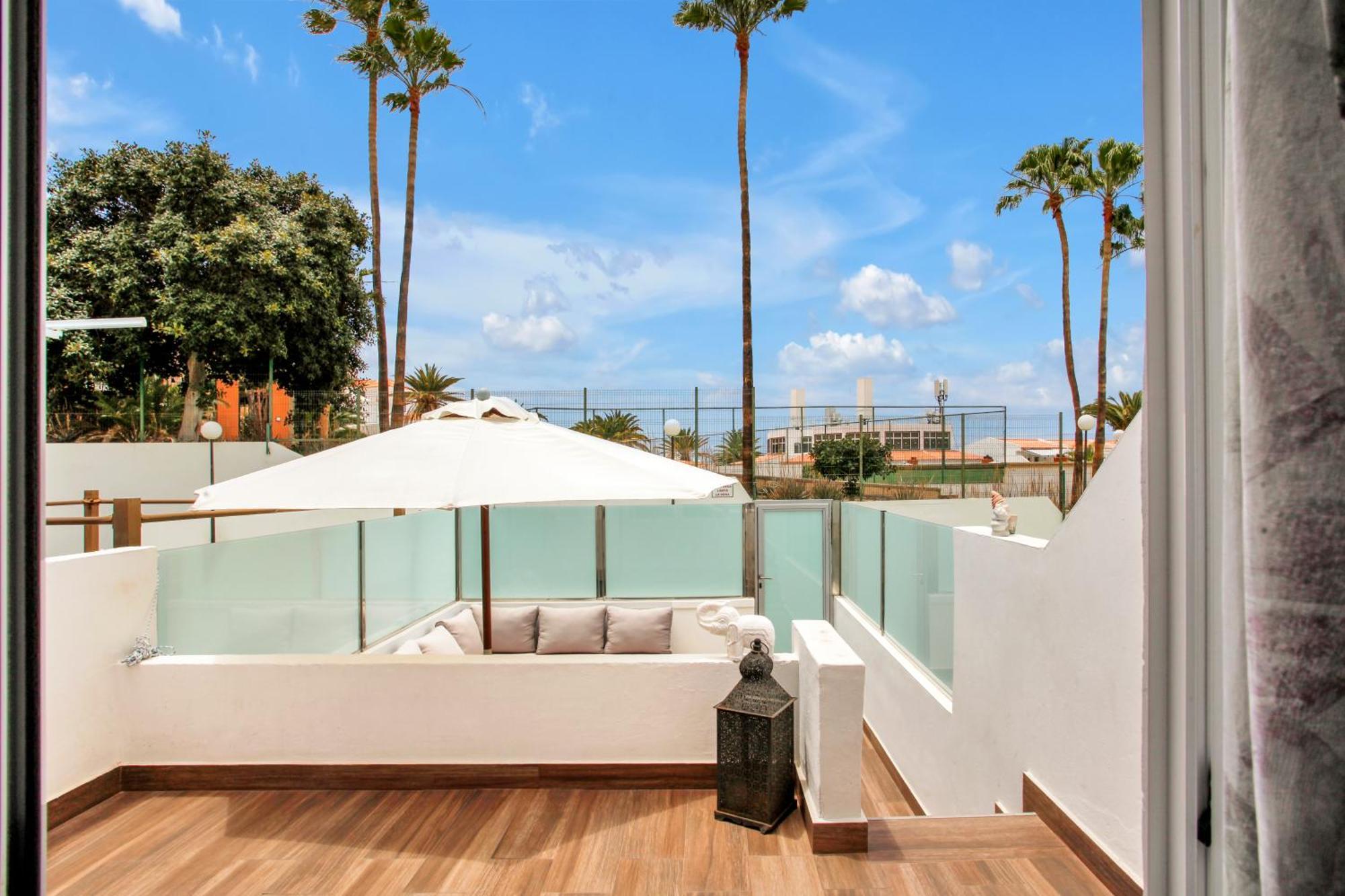 Casa Del Sol, Beautiful Terrace, Fast Wi-fi, Pool