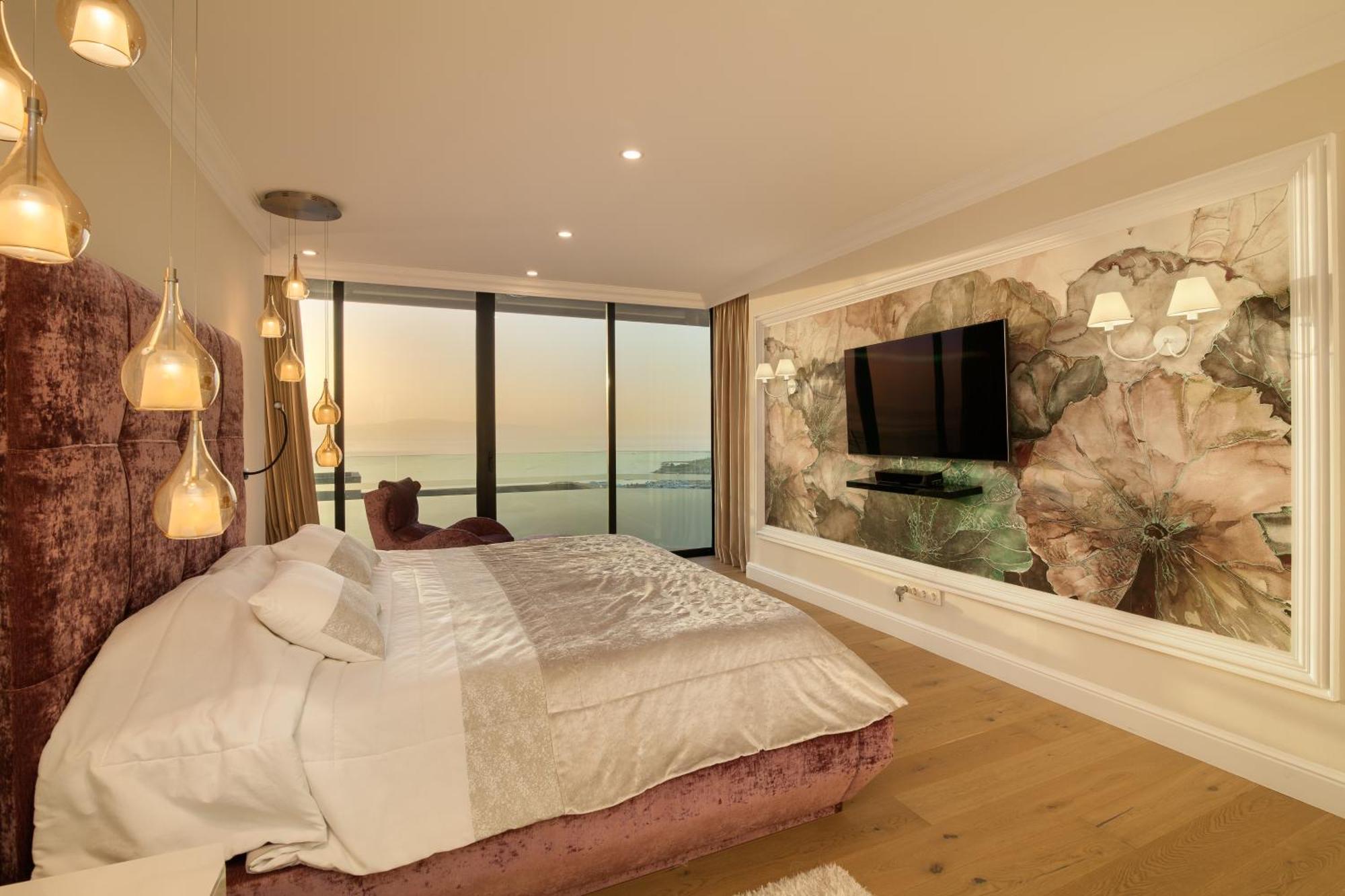 Luxury Private With Heated Pool And Amazing Ocean View