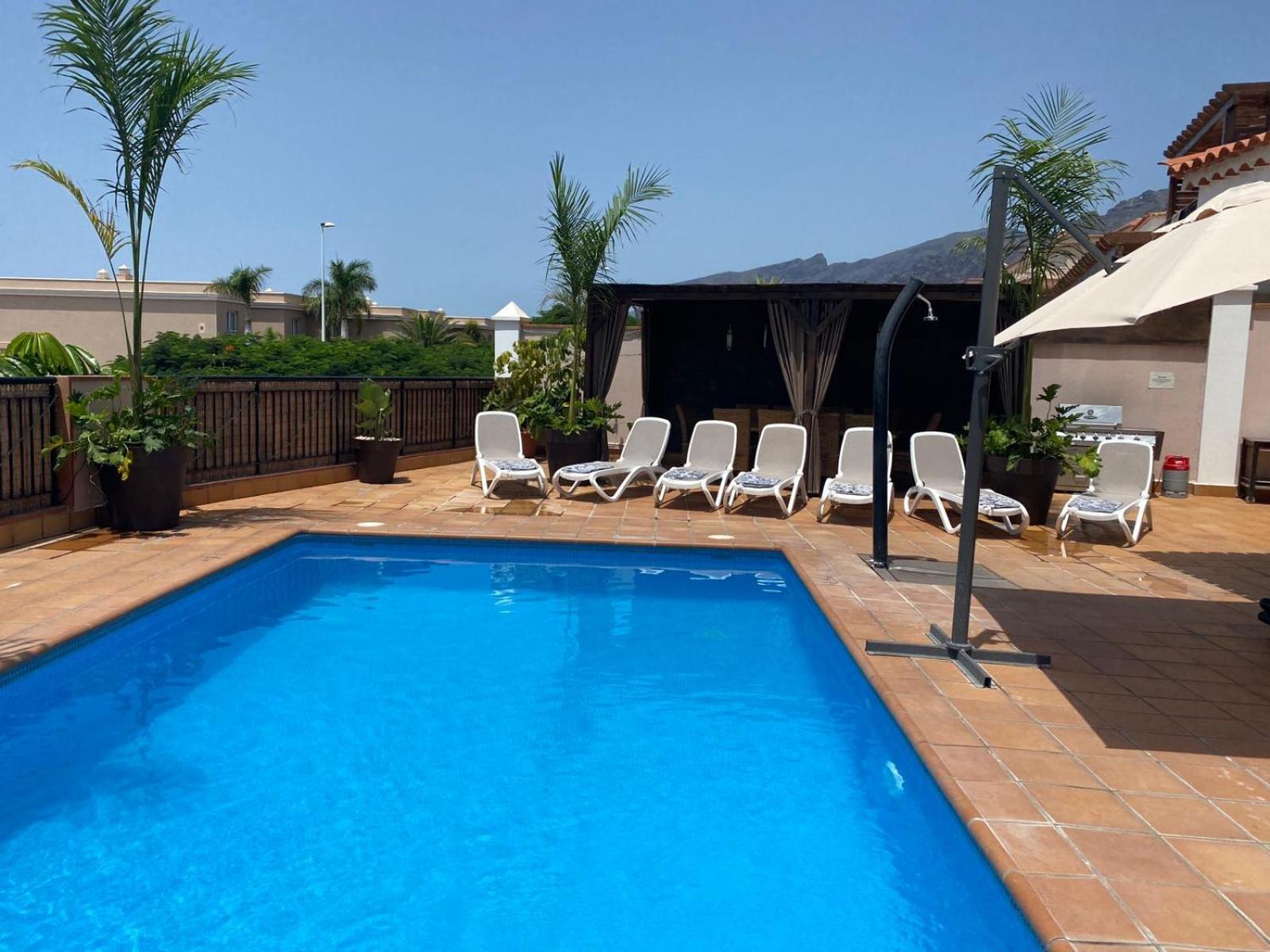 Self Catering Luxury In The Beautiful Area Of Puerto Santiago Tenerife With 5 Bedrooms 2 Sofabeds For Up To 10 Guests Private Swimming Pool And Many Other Activities To Entertain The Family Secure Parking For 2 Cars And Disabled Access Througho Villa