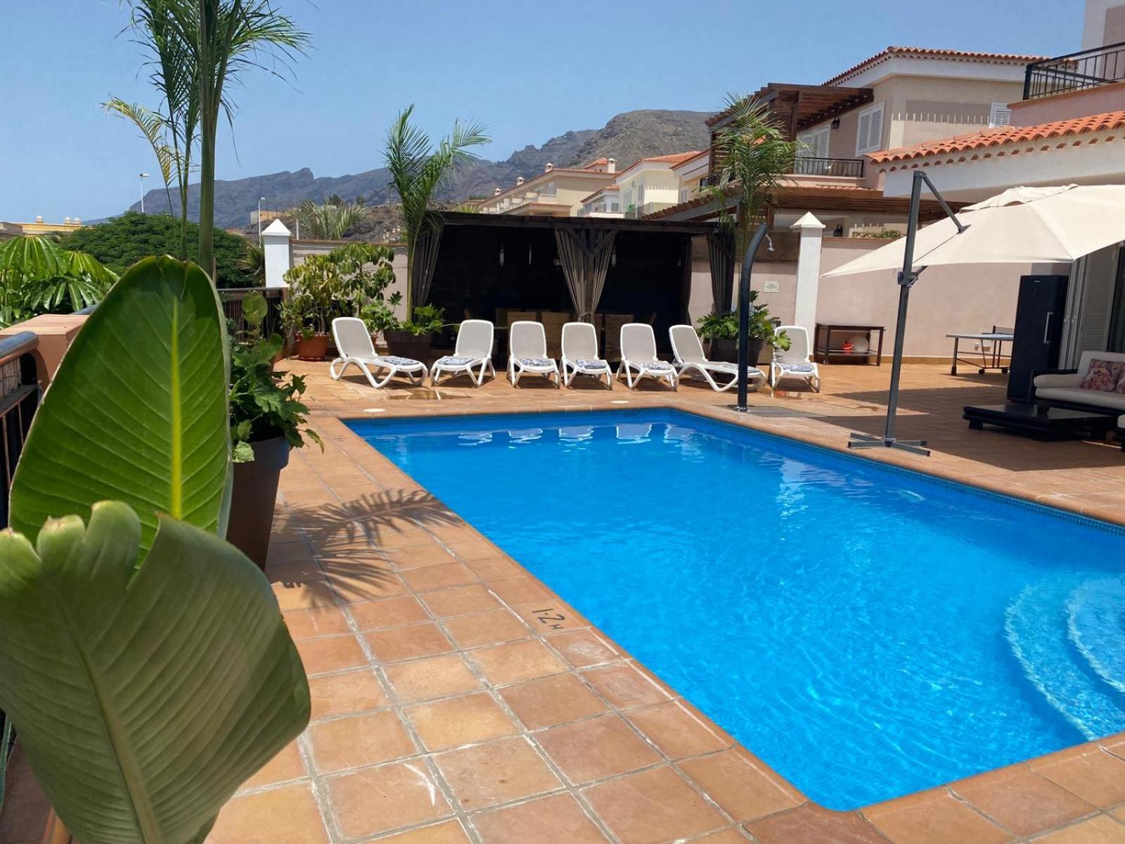 Villa Self Catering Luxury In The Beautiful Area Of Puerto Santiago Tenerife With 5 Bedrooms 2 Sofabeds For Up To 10 Guests Private Swimming Pool And Many Other Activities To Entertain The Family Secure Parking For 2 Cars And Disabled Access Througho *