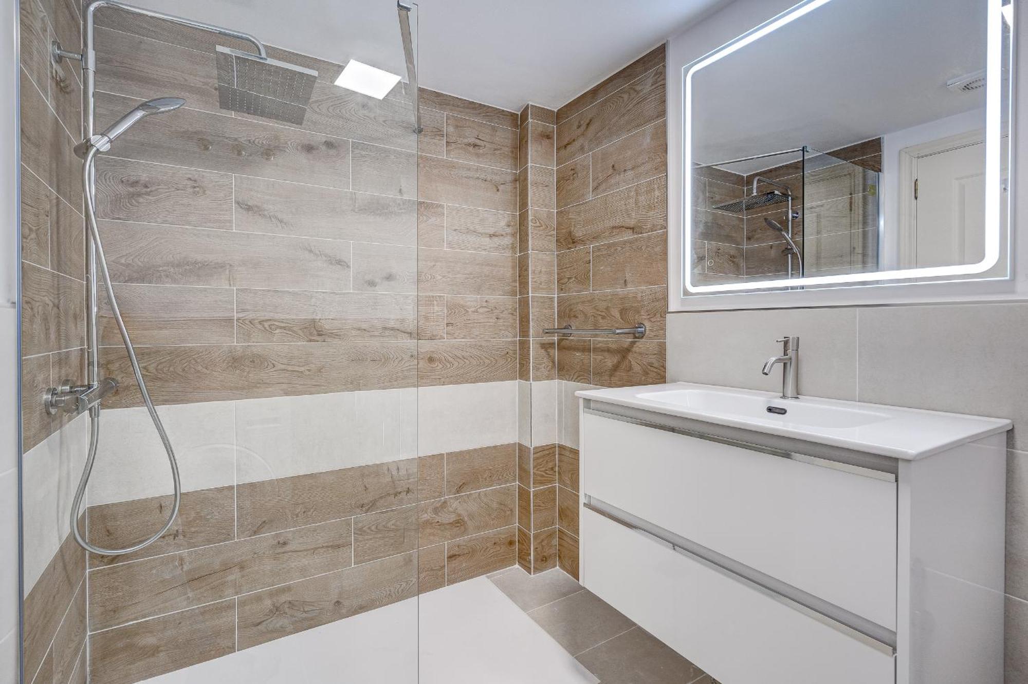 Apartamento Precioso Con Terraza En Paraiso De Mar - Arona *