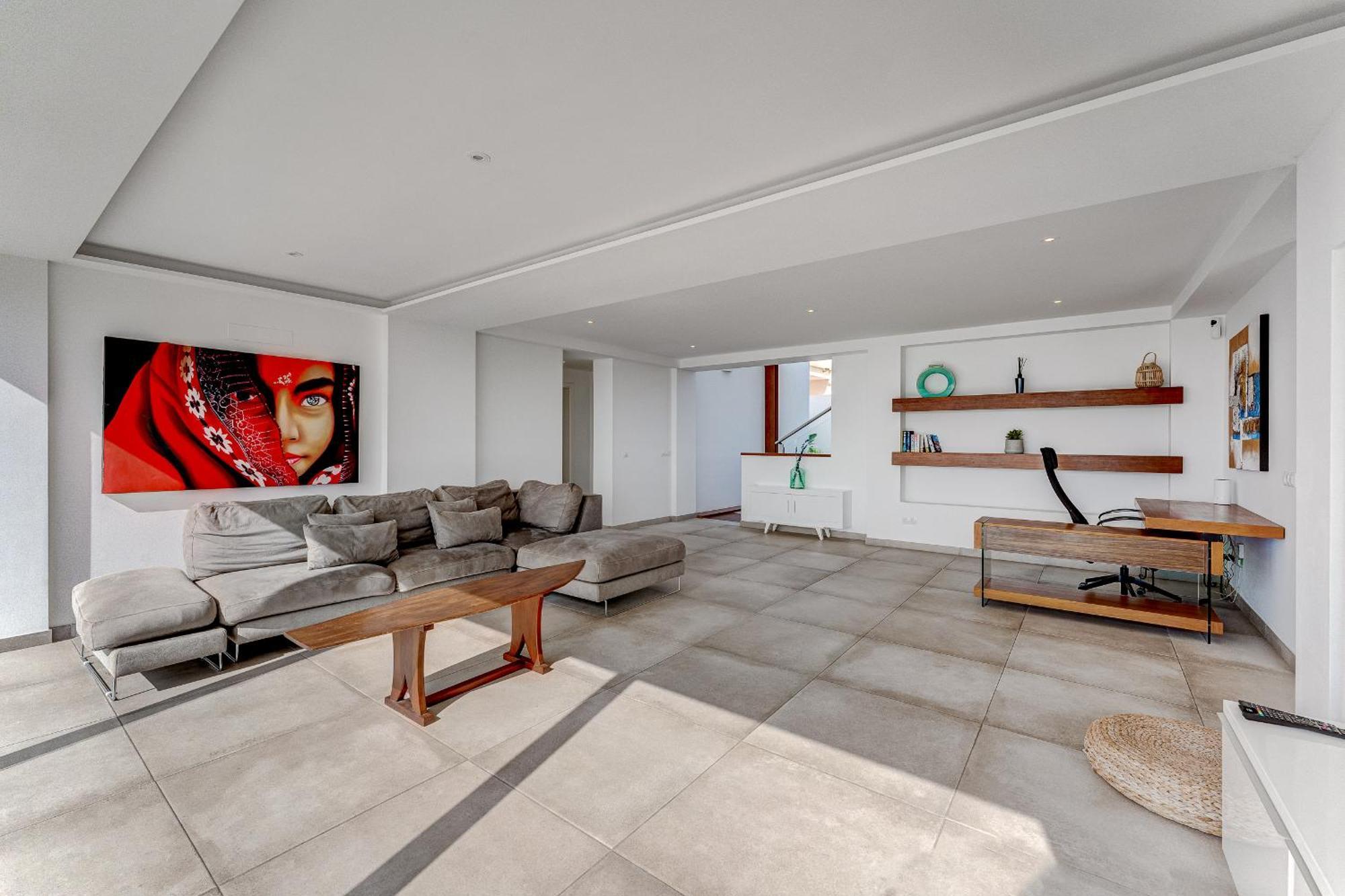 Villa Fabulous Contemporary 5 Bedroom With Private Heated Pool, Sleeps Max 13 Callao Salvaje