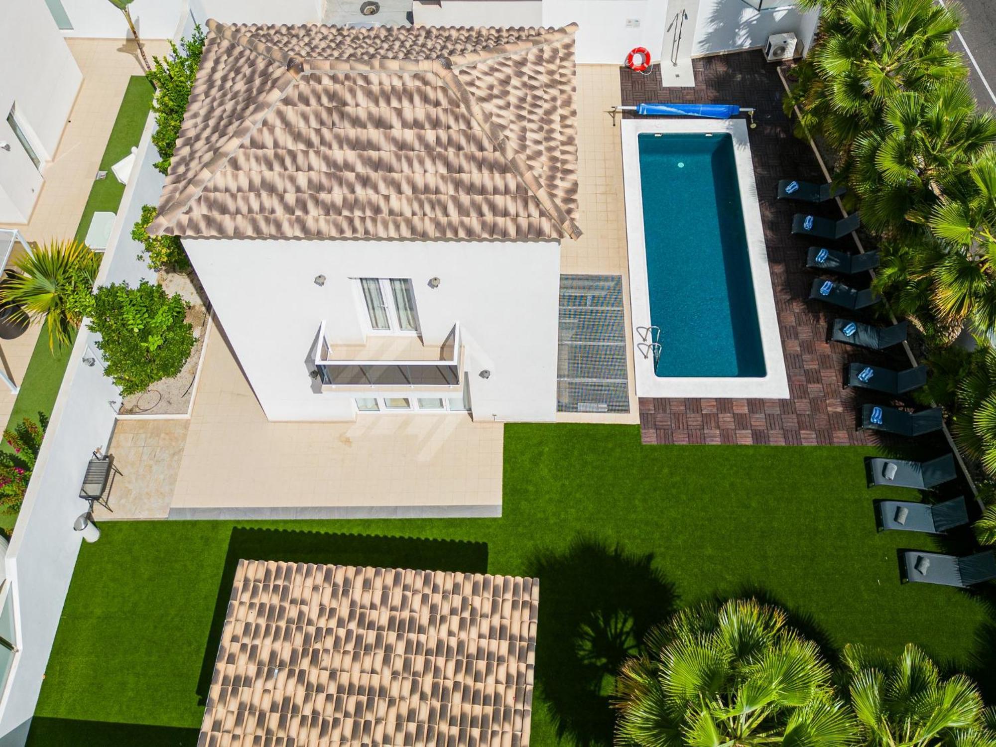 Villa De Lujo Con Piscina Privada En
