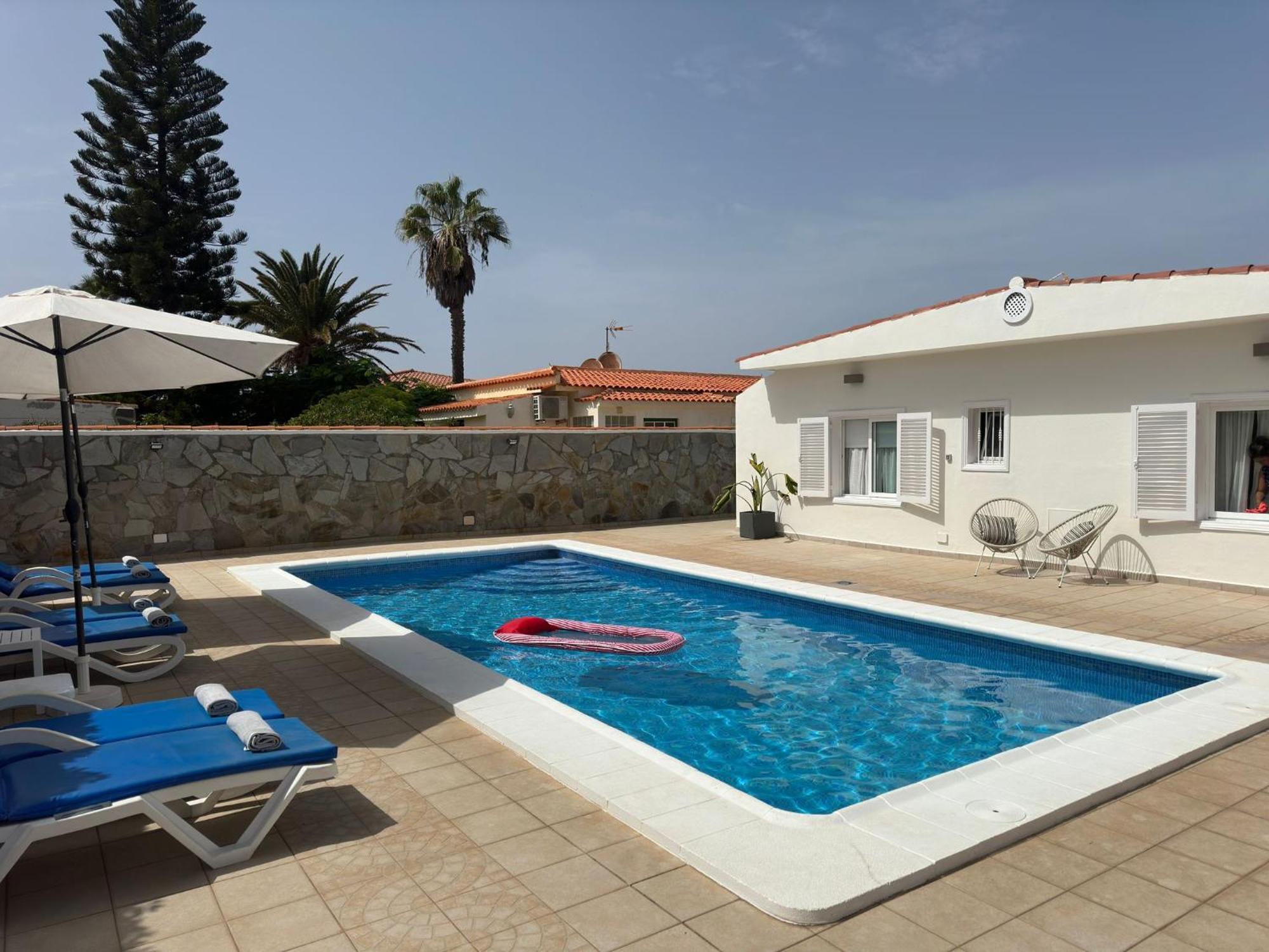 Beachfront And Pool * Puerto de Santiago (Tenerife)