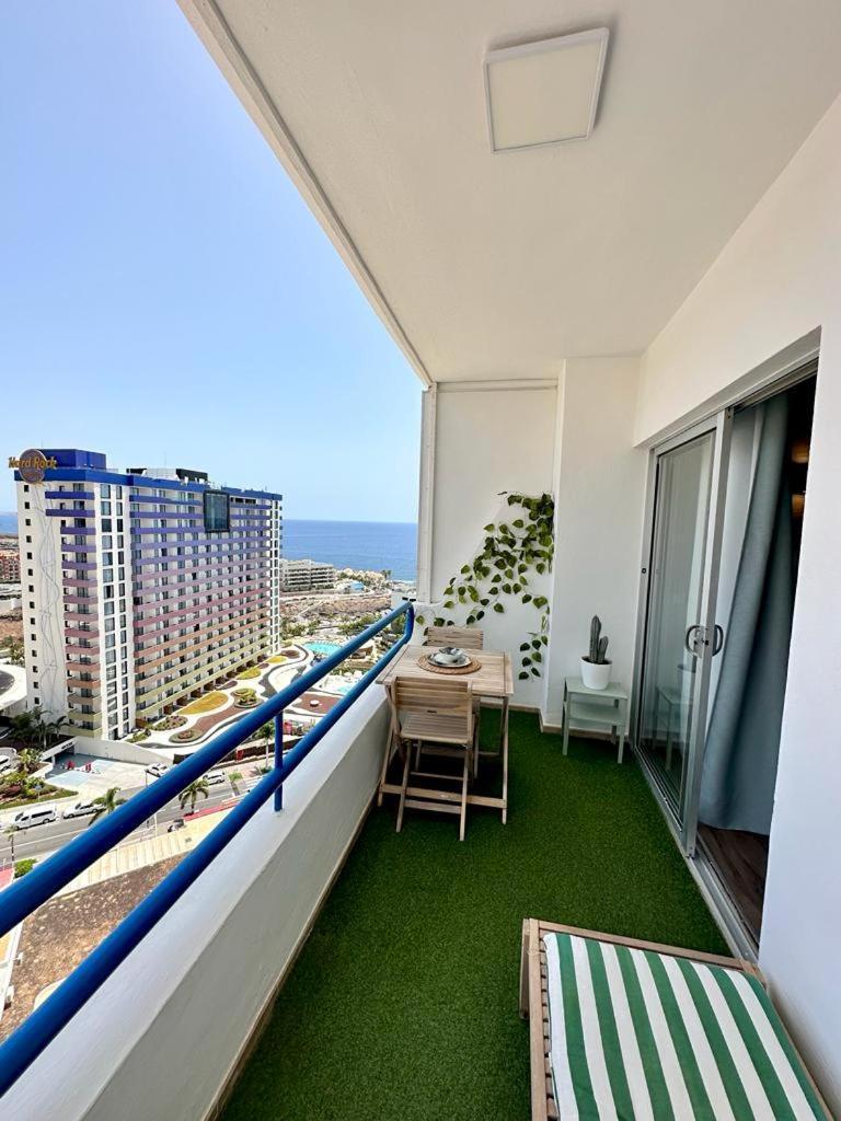 Blue Sunset Apartment *