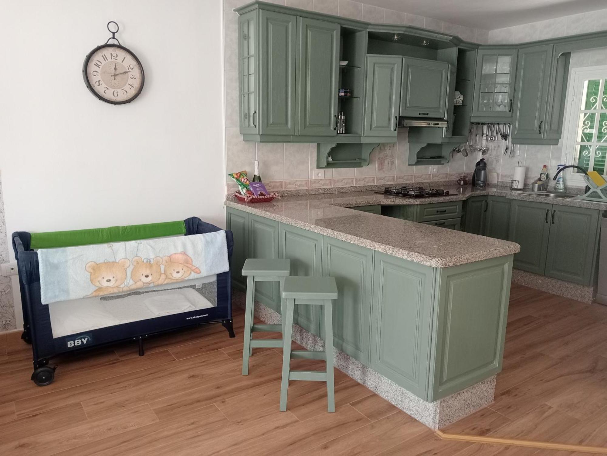 Beautiful With Heated Private Pool, Cristianos Los Cristianos (Tenerife)
