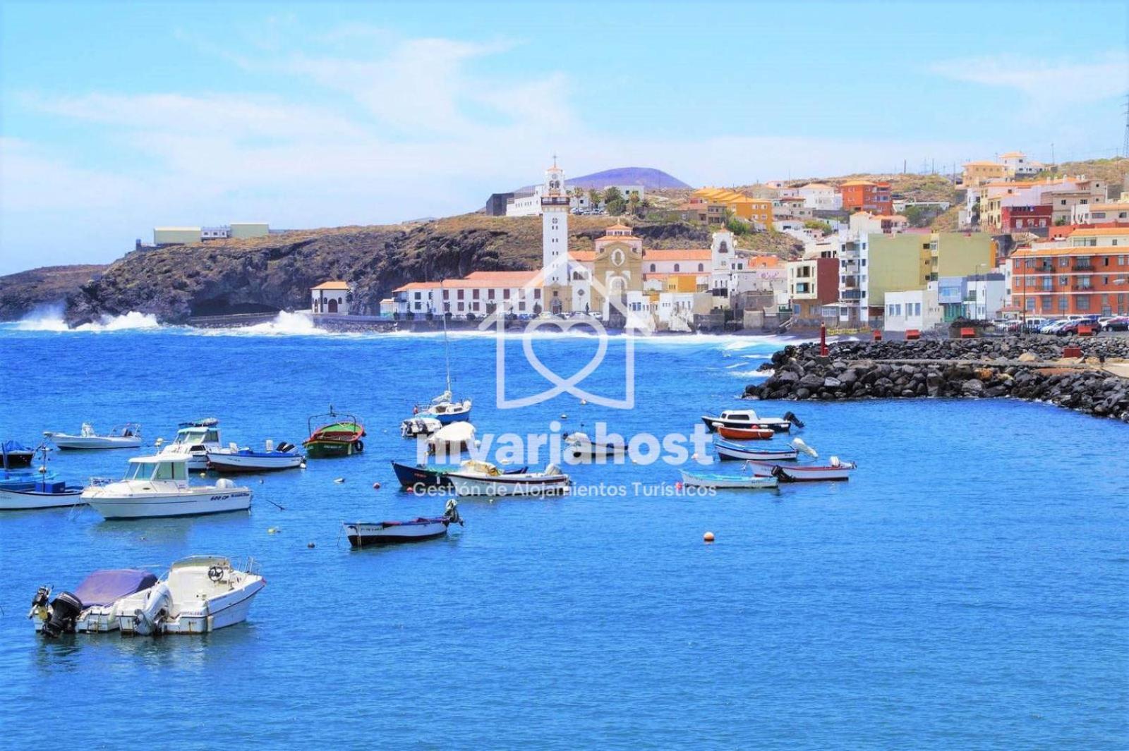 The Sea Candelaria, By Nivariahost * Candelaria