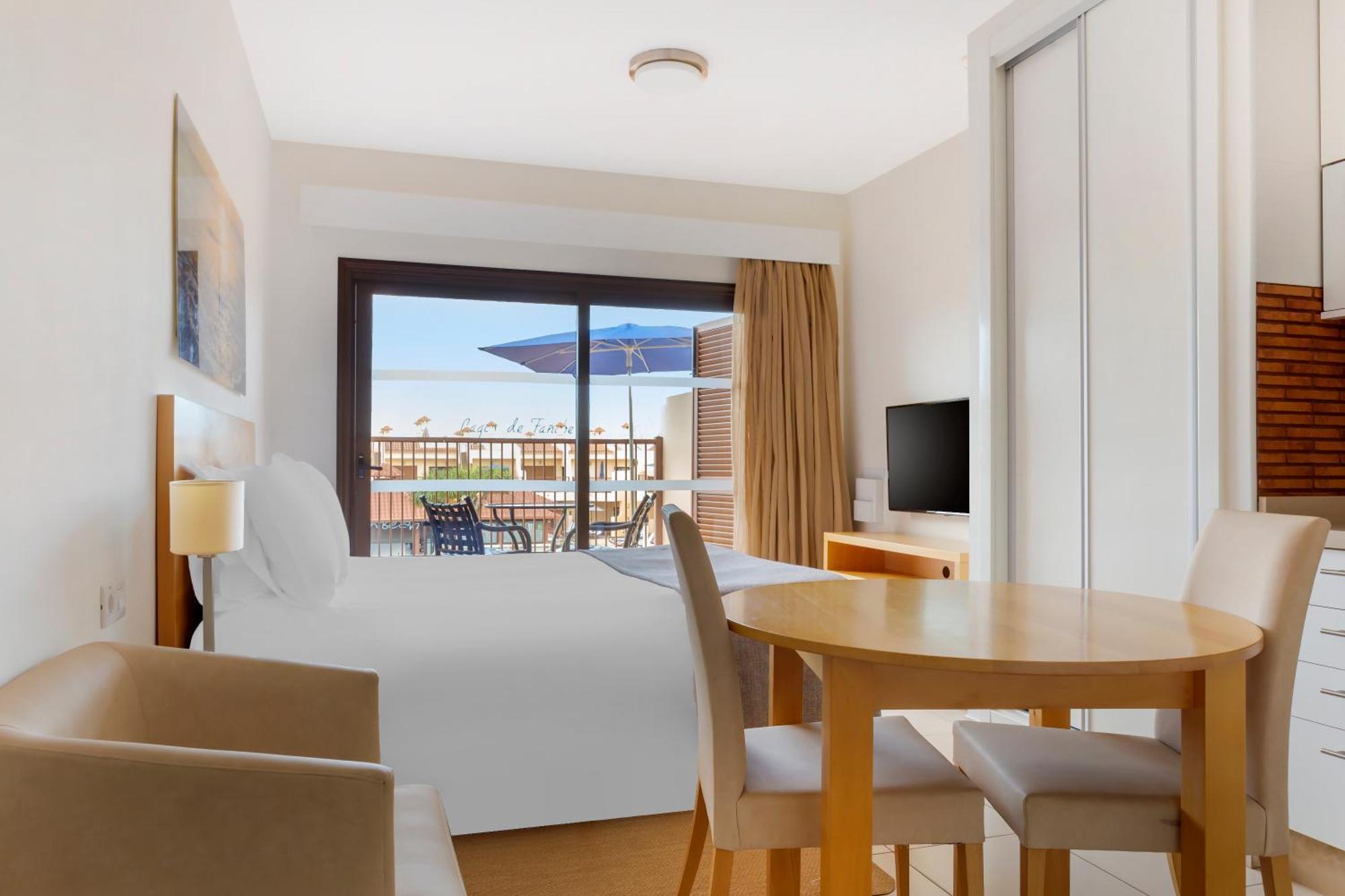 Appart hôtel Royal Sunset Club 3*