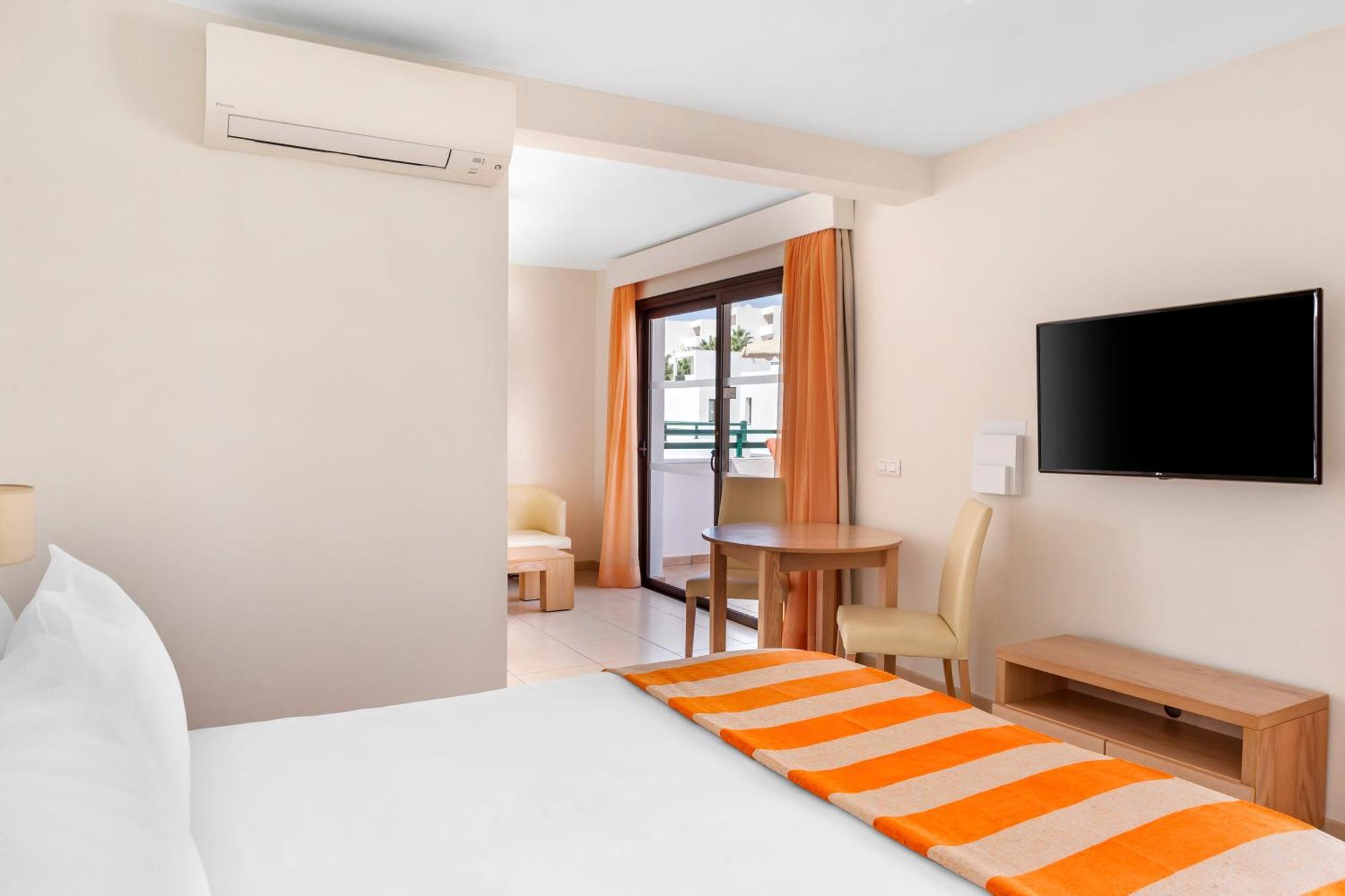Aparthotel Sunset Bay Club