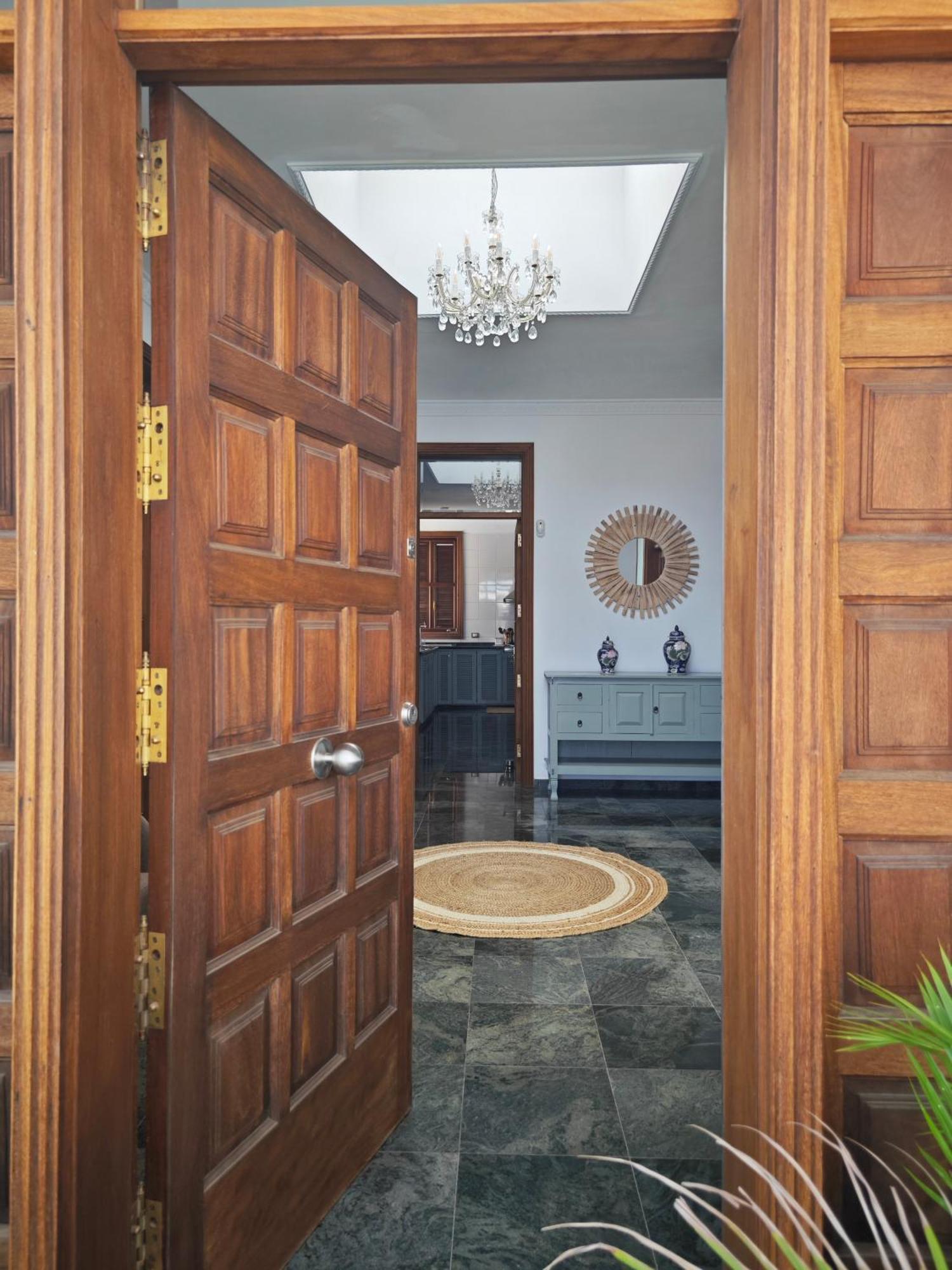 Villa Gonzalez Sea Views *