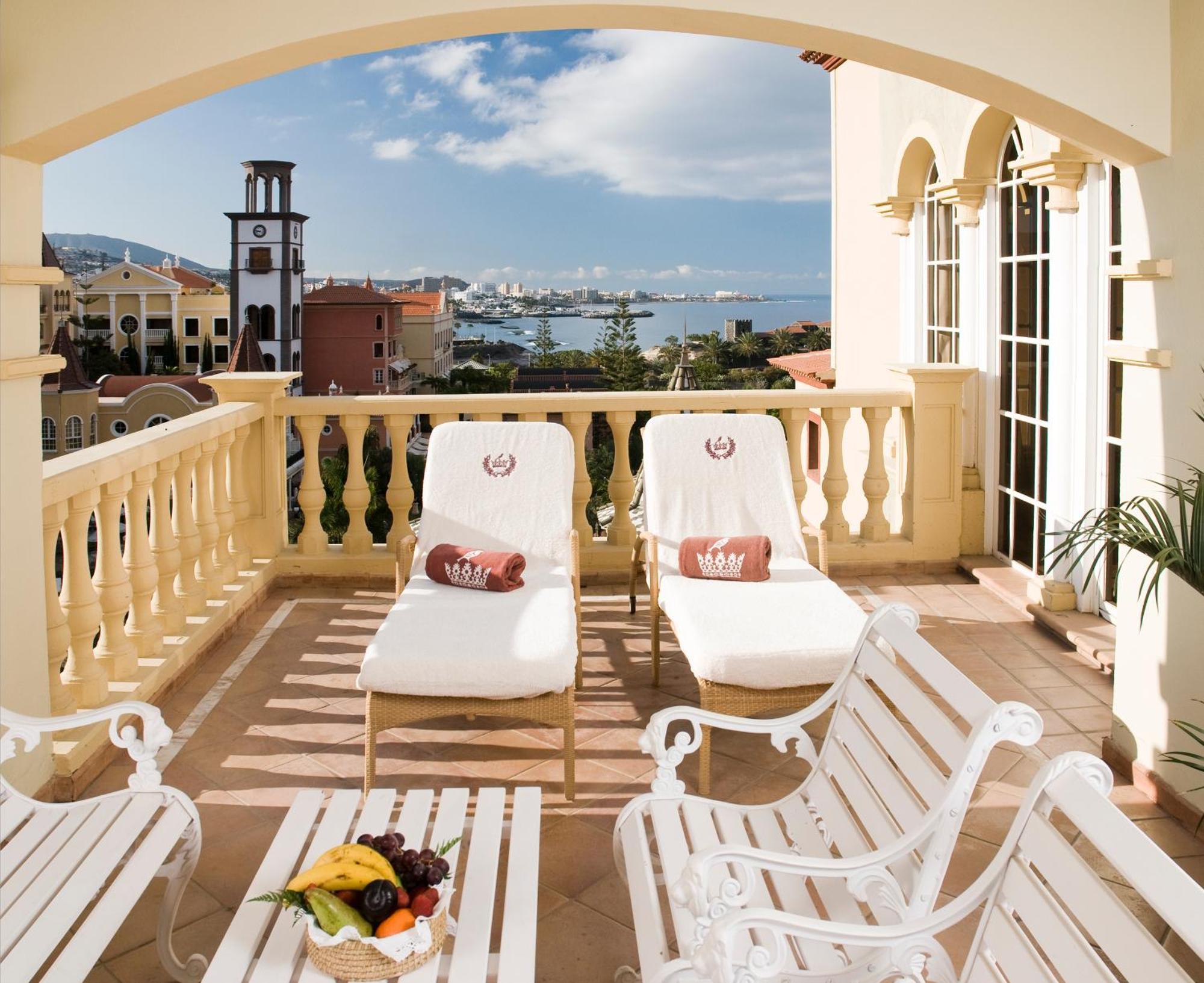Bahia Del Duque Hotel 5*