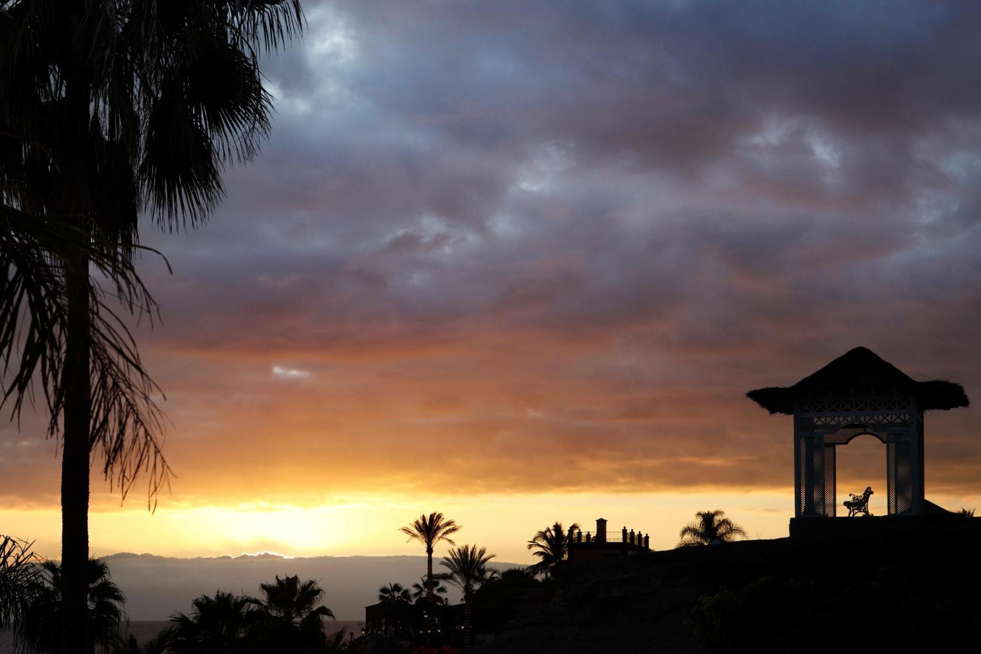 Bahia Del Duque 5*