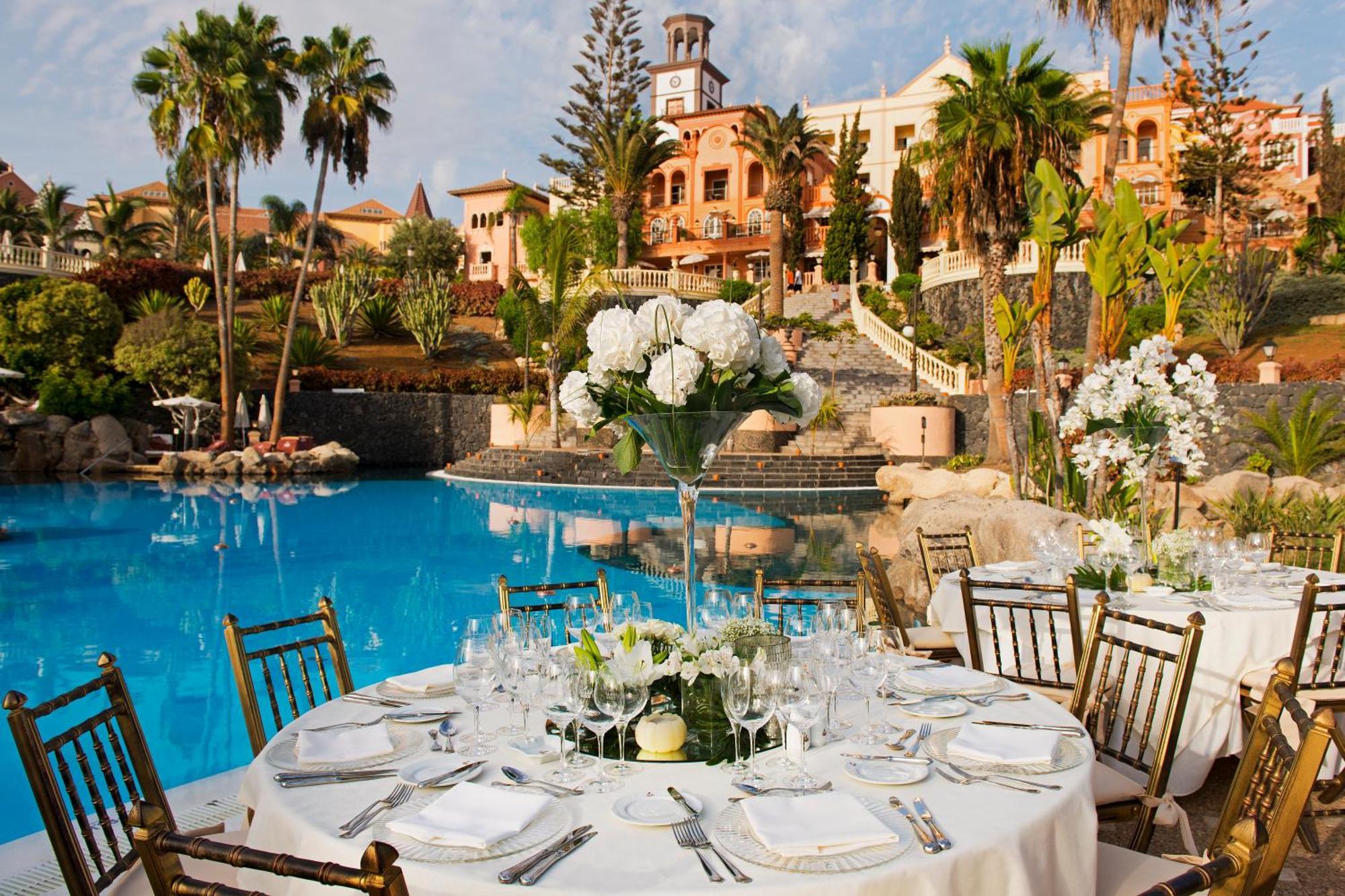 Bahia Del Duque Hotel 5*