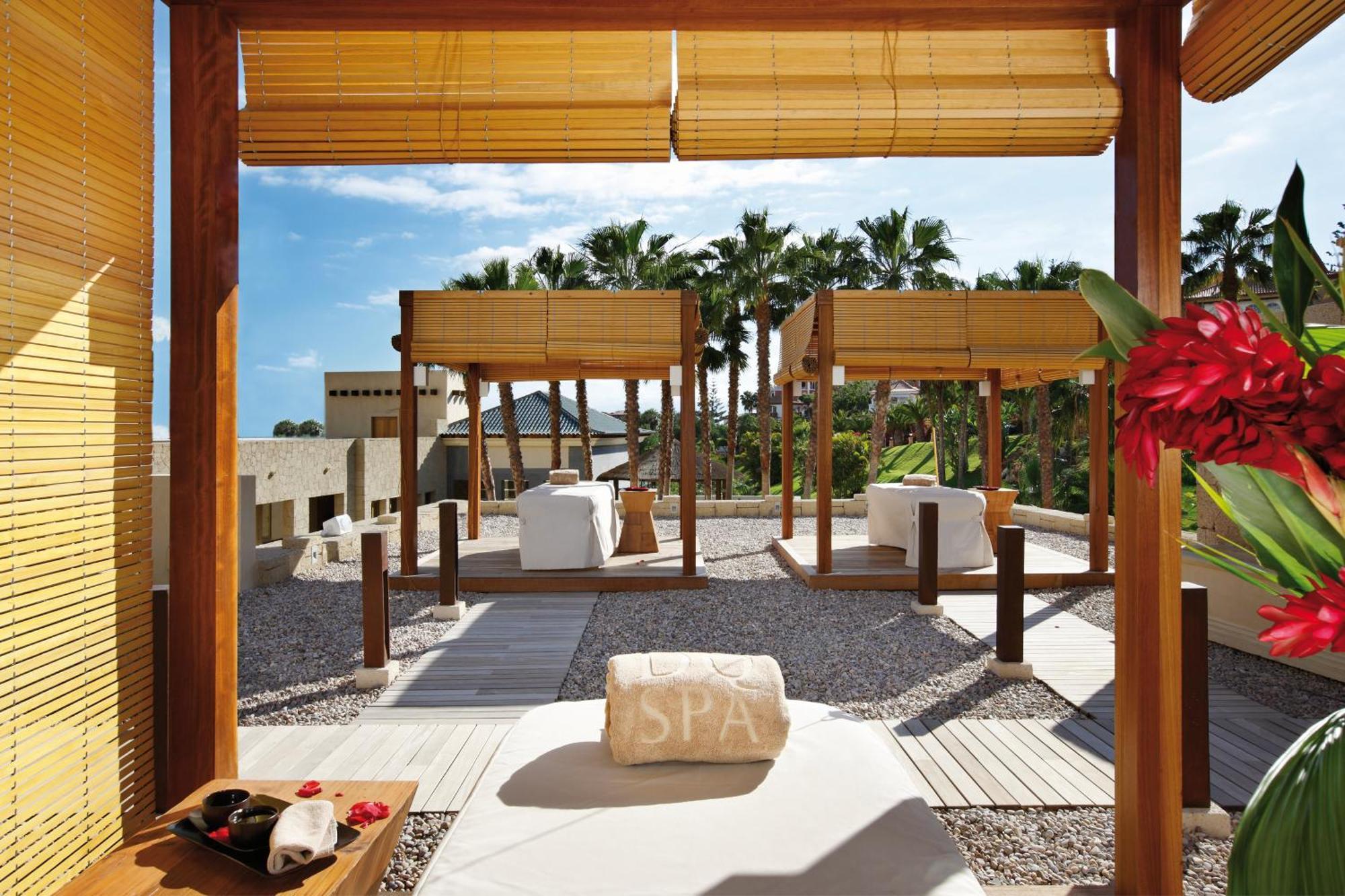 Bahia Del Duque Hotel 5*