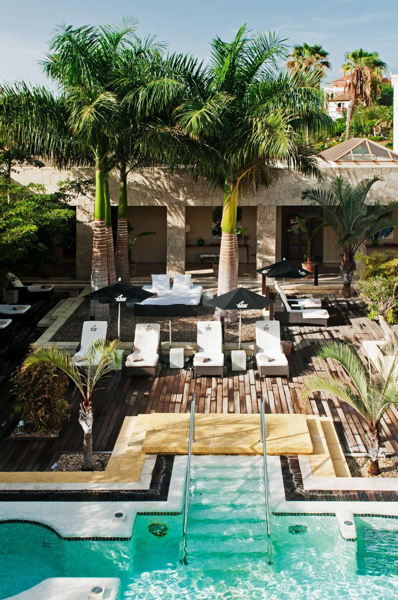 Hotel Bahia Del Duque 5*