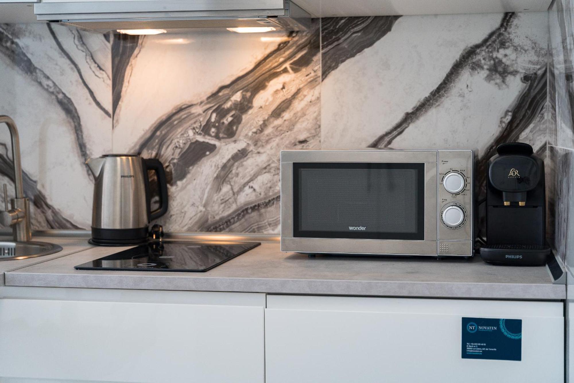 Graceful Brand New In Altamira Appartement