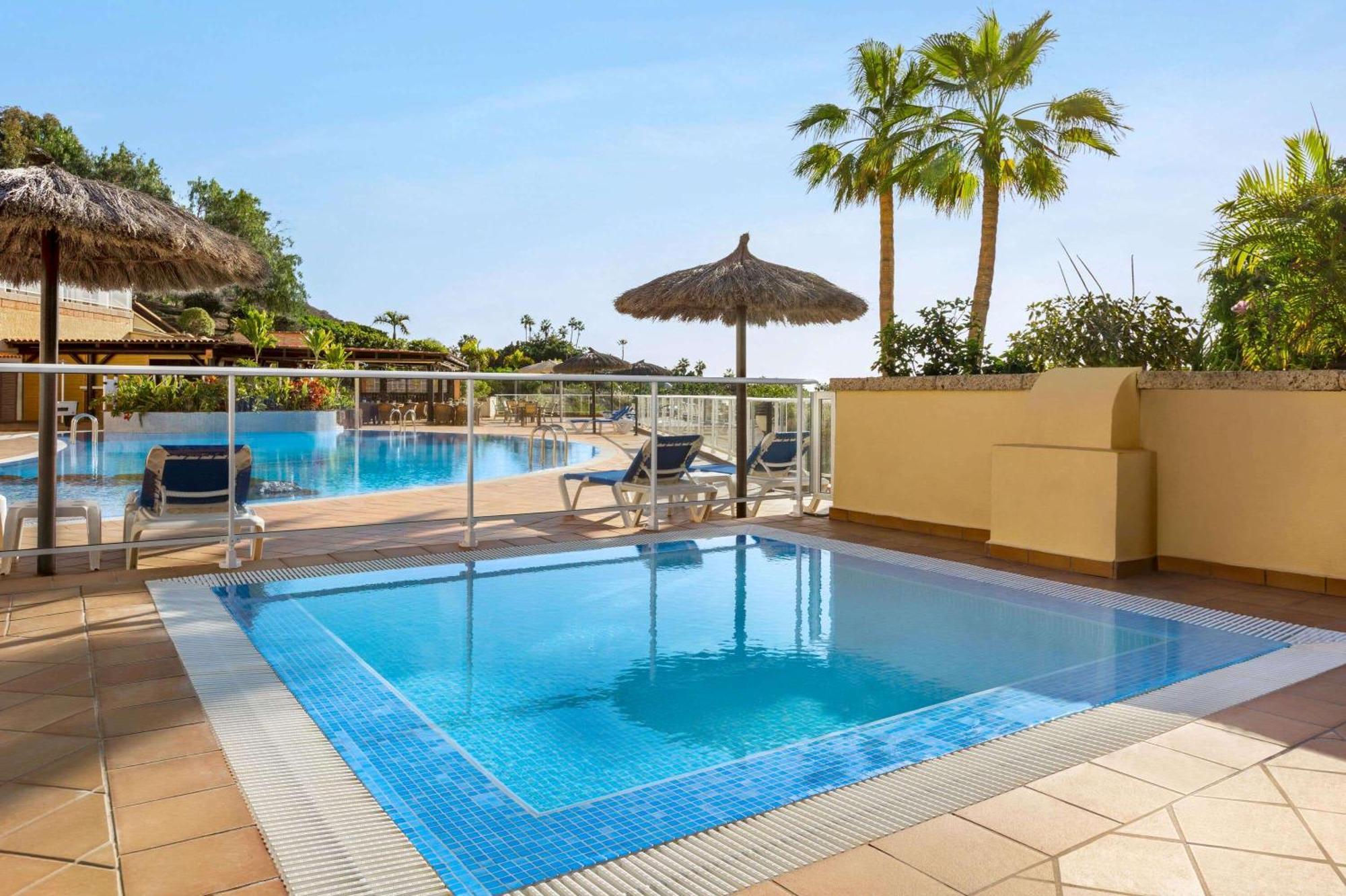 Wyndham Residences 3*