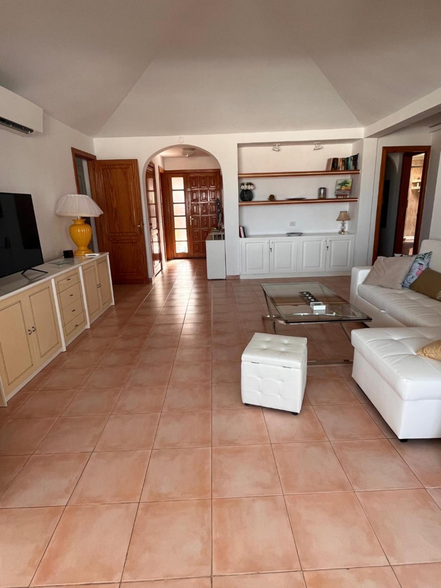 Sabina Villa *