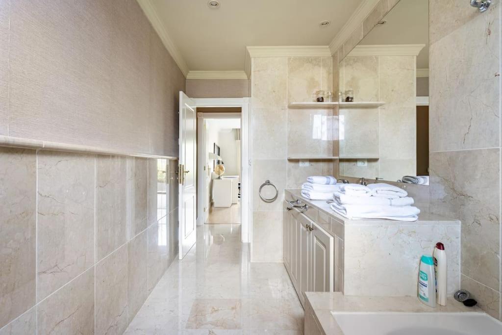 Casa De Lujo Junto Al Club Golf Villa
