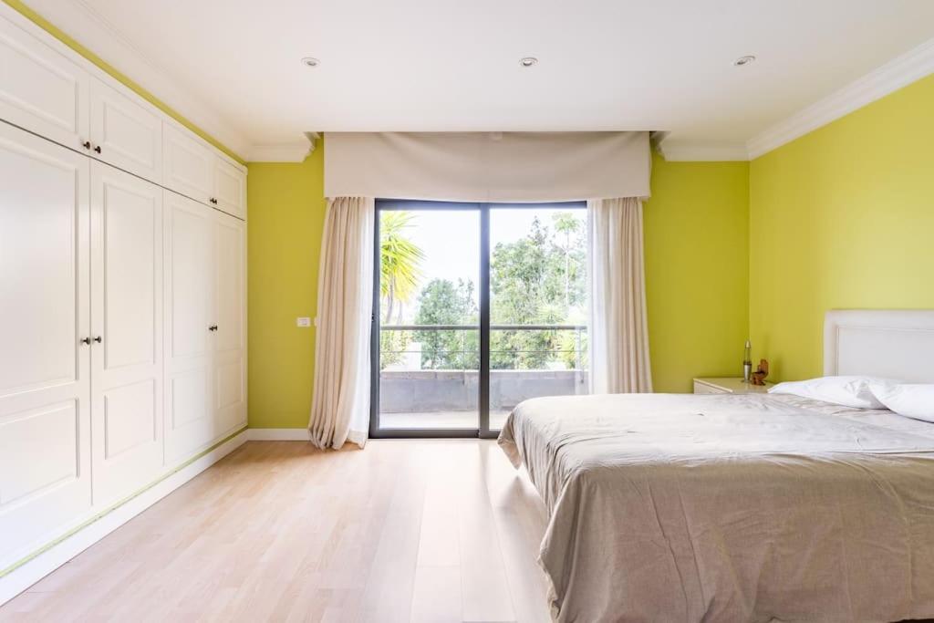 Casa De Lujo Junto Al Club Golf *