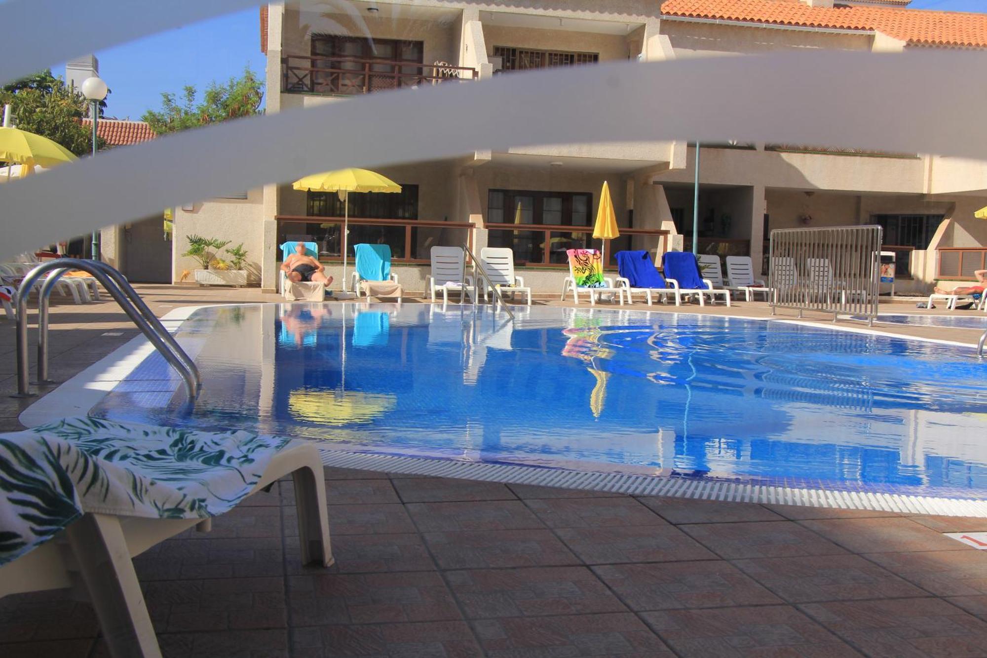 Americas - 2 Bedrooms - Flayla-a