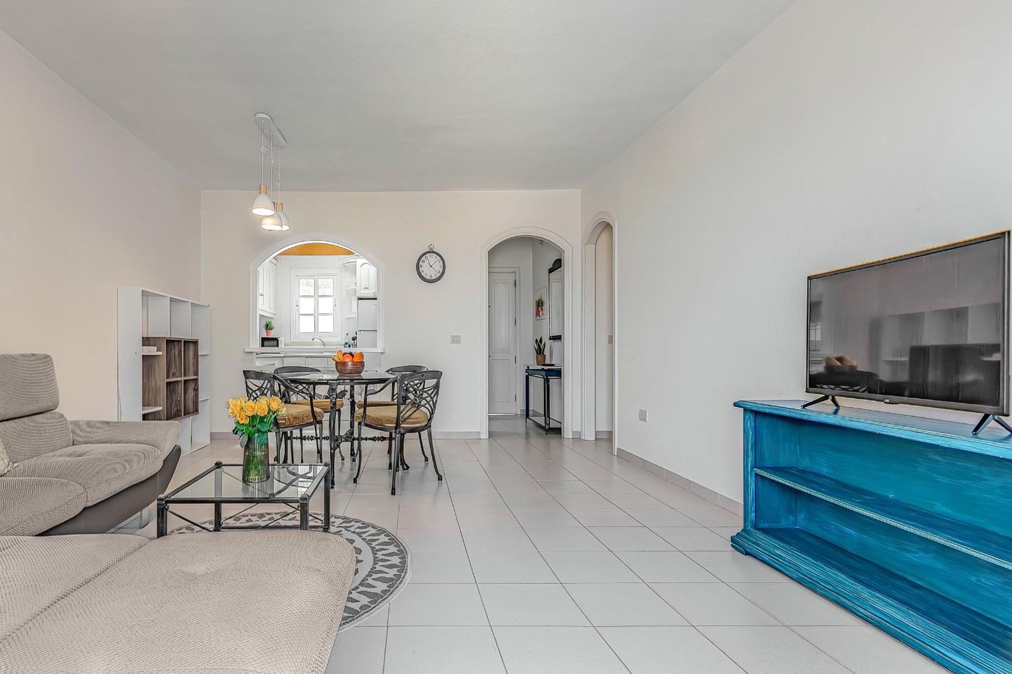 Spacious 2 Bedroom Tenerife South Apartamento