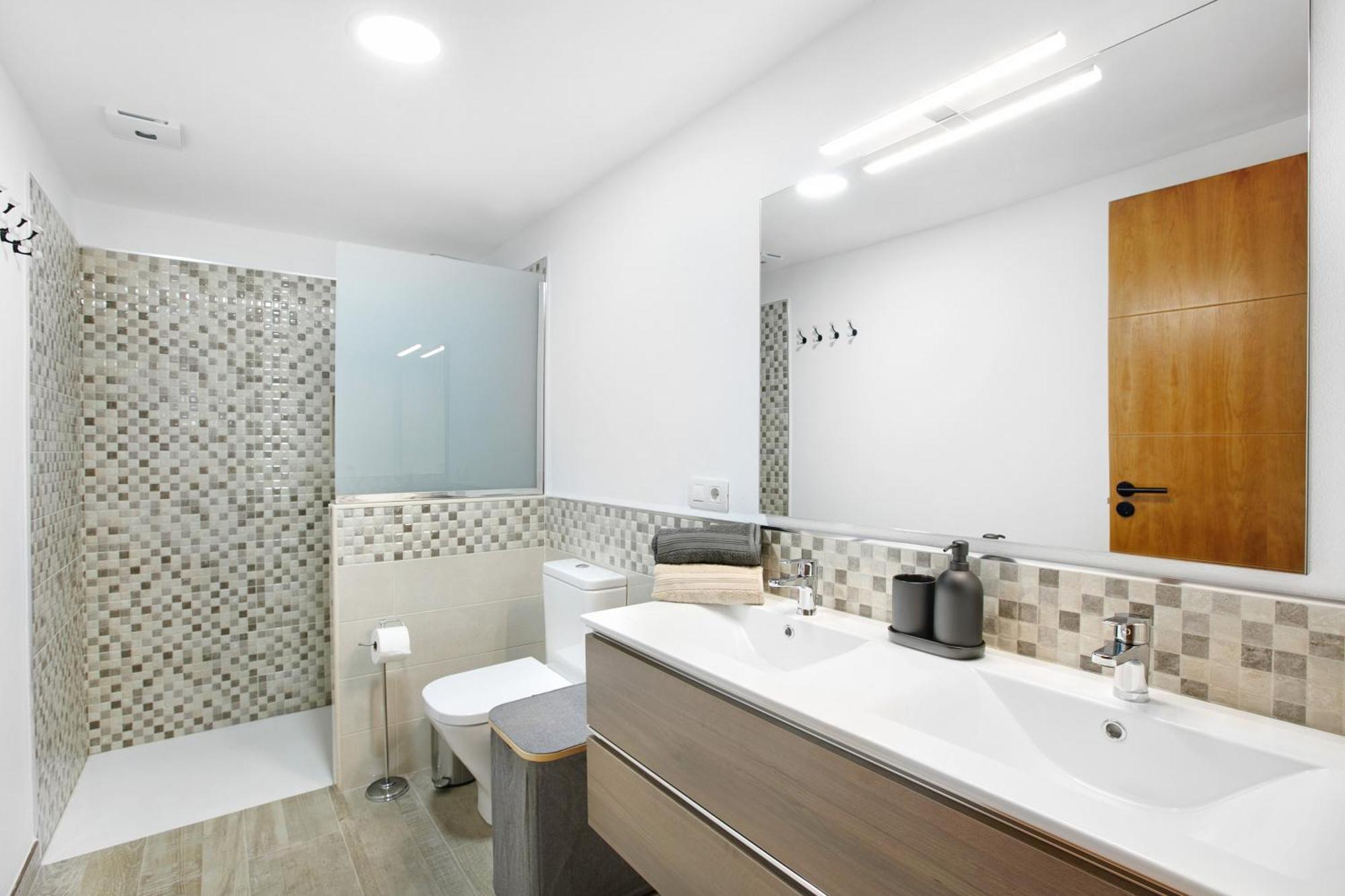 Casa Marhec Holiday home *