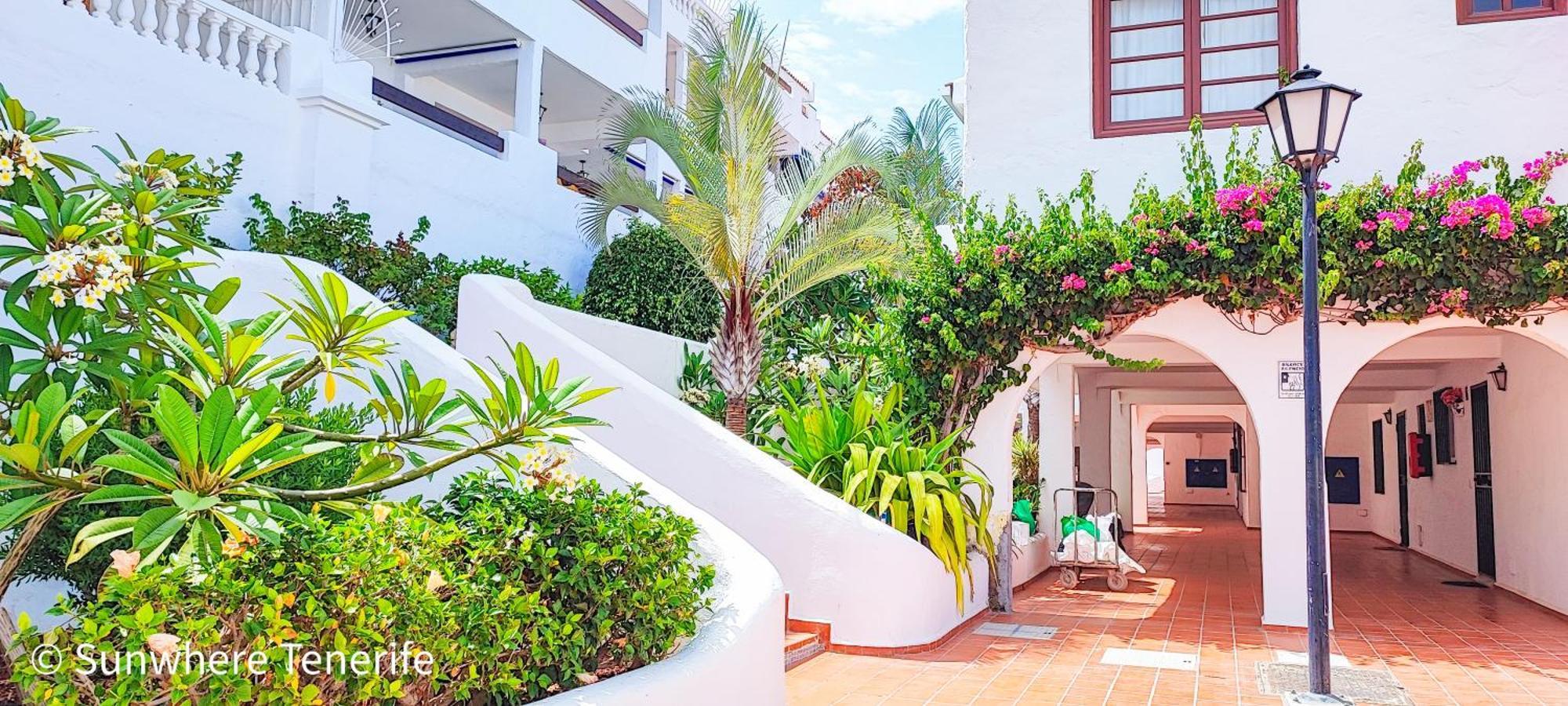 Cozy With Wonderful View - Cristianos Apartment *
