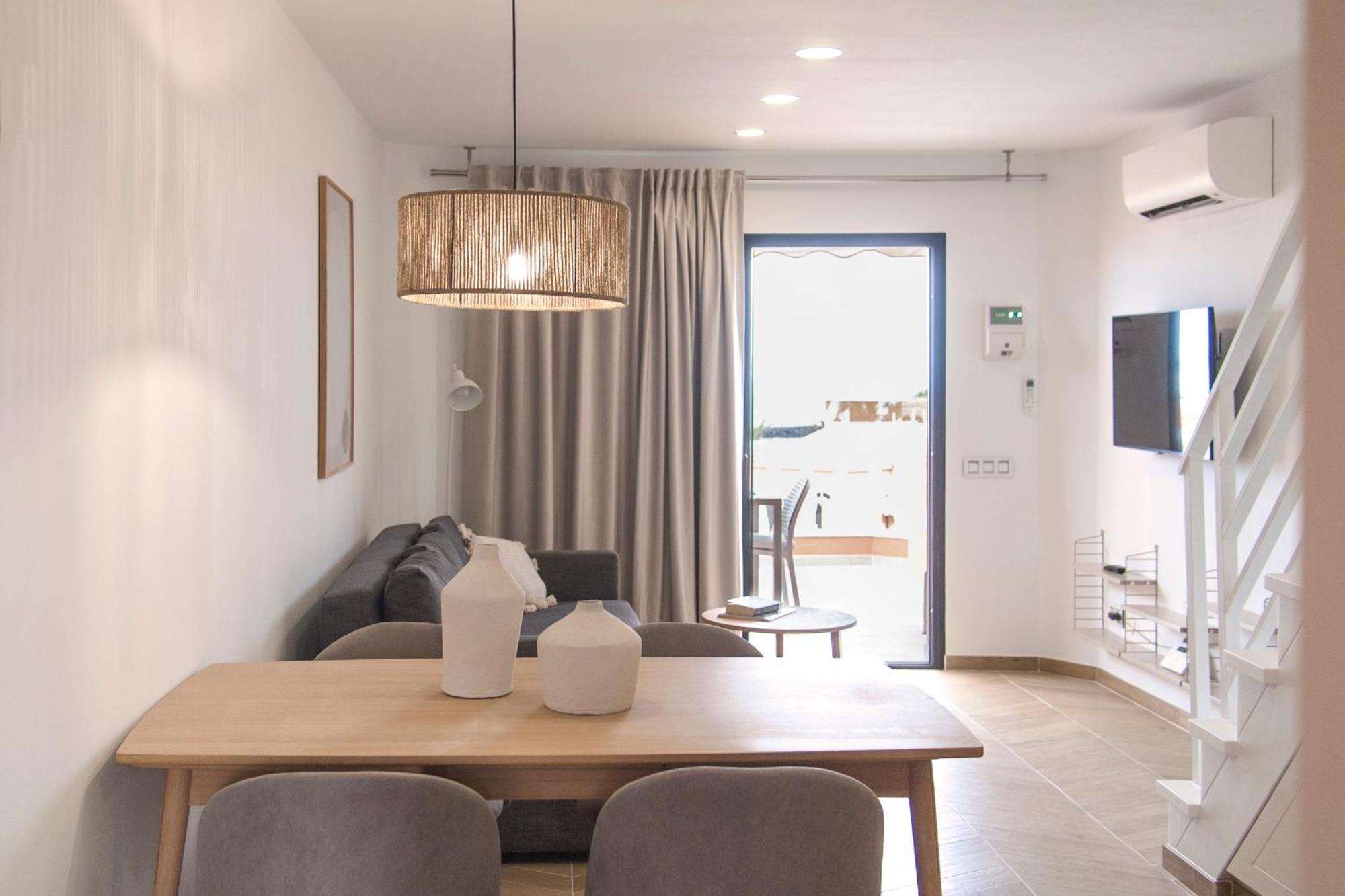 Appartement Playa Vistas 2 With Breathtaking Sea View, Only 100 M To The Sea, Heated Pool, Aircondition For A Fee, Wifi *